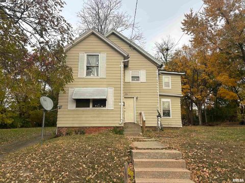 Photo of 1714 N LINN Street, Peoria, IL 61604 (MLS # PA1266032)