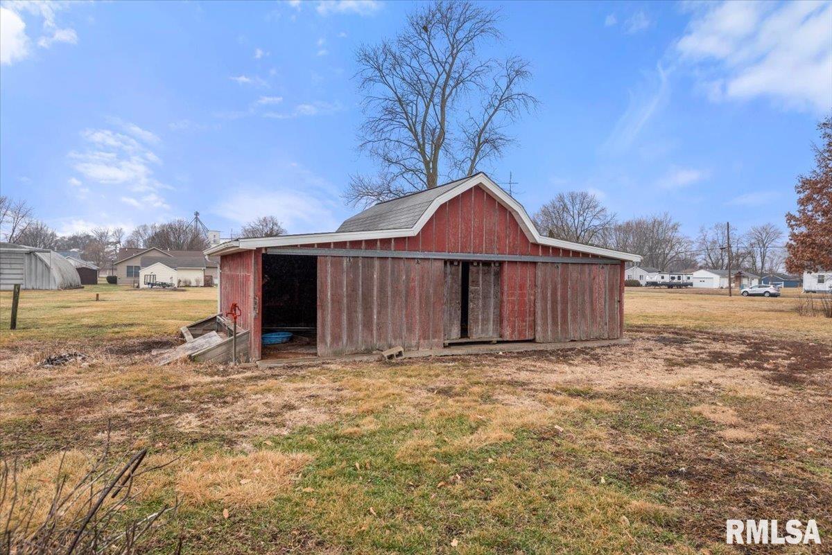 396 E Tremont Street, Waverly, Illinois image 33