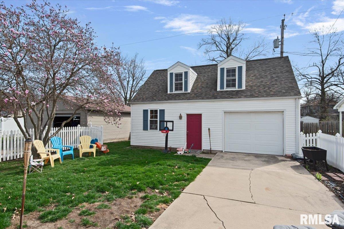 1824 S Walnut Street, Springfield, Illinois image 38