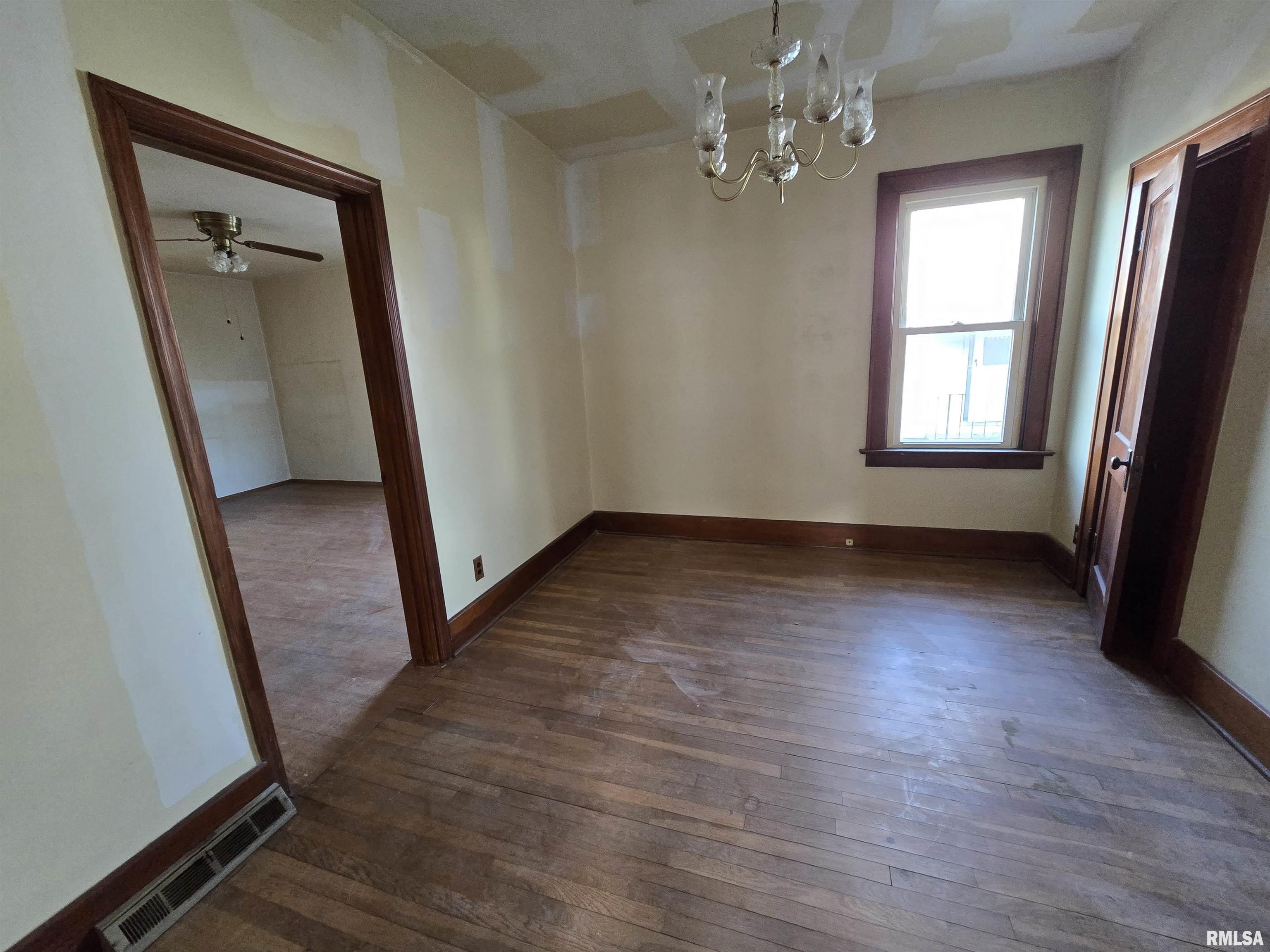 2125 Woodlawn Avenue, Granite City, Illinois image 13