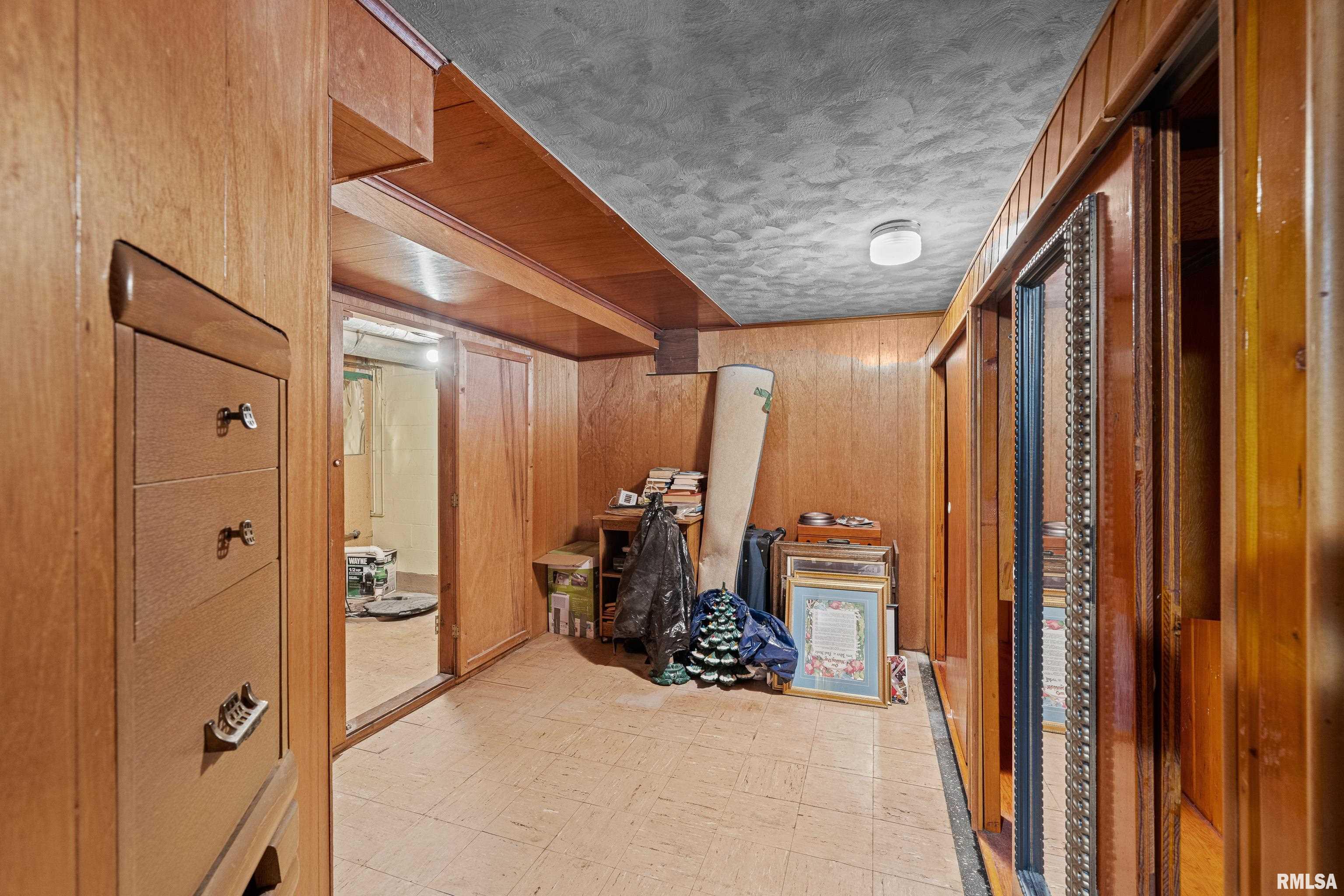 1108 53rd Street, Moline, Illinois image 34