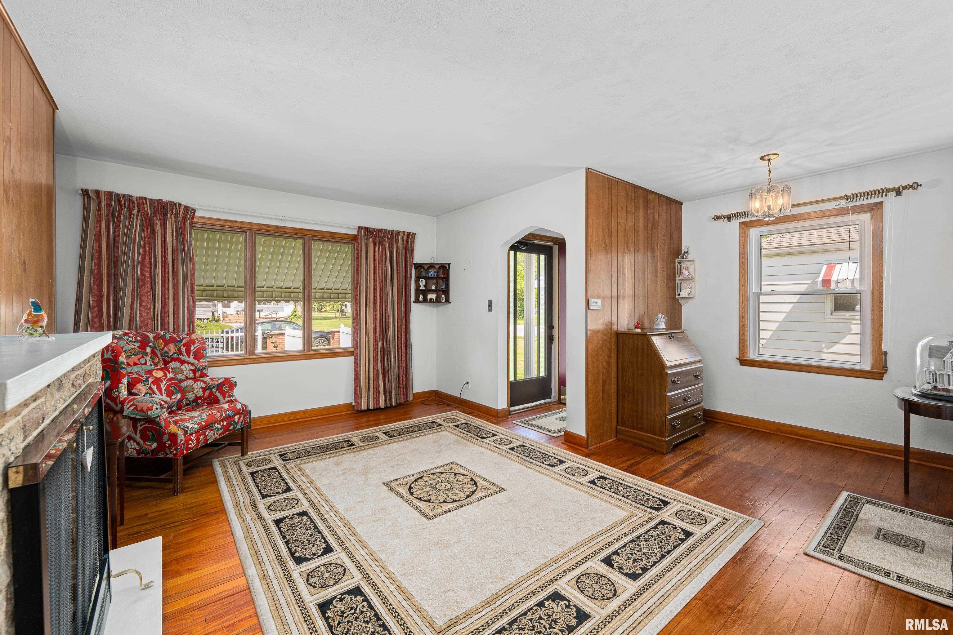 1108 53rd Street, Moline, Illinois image 9