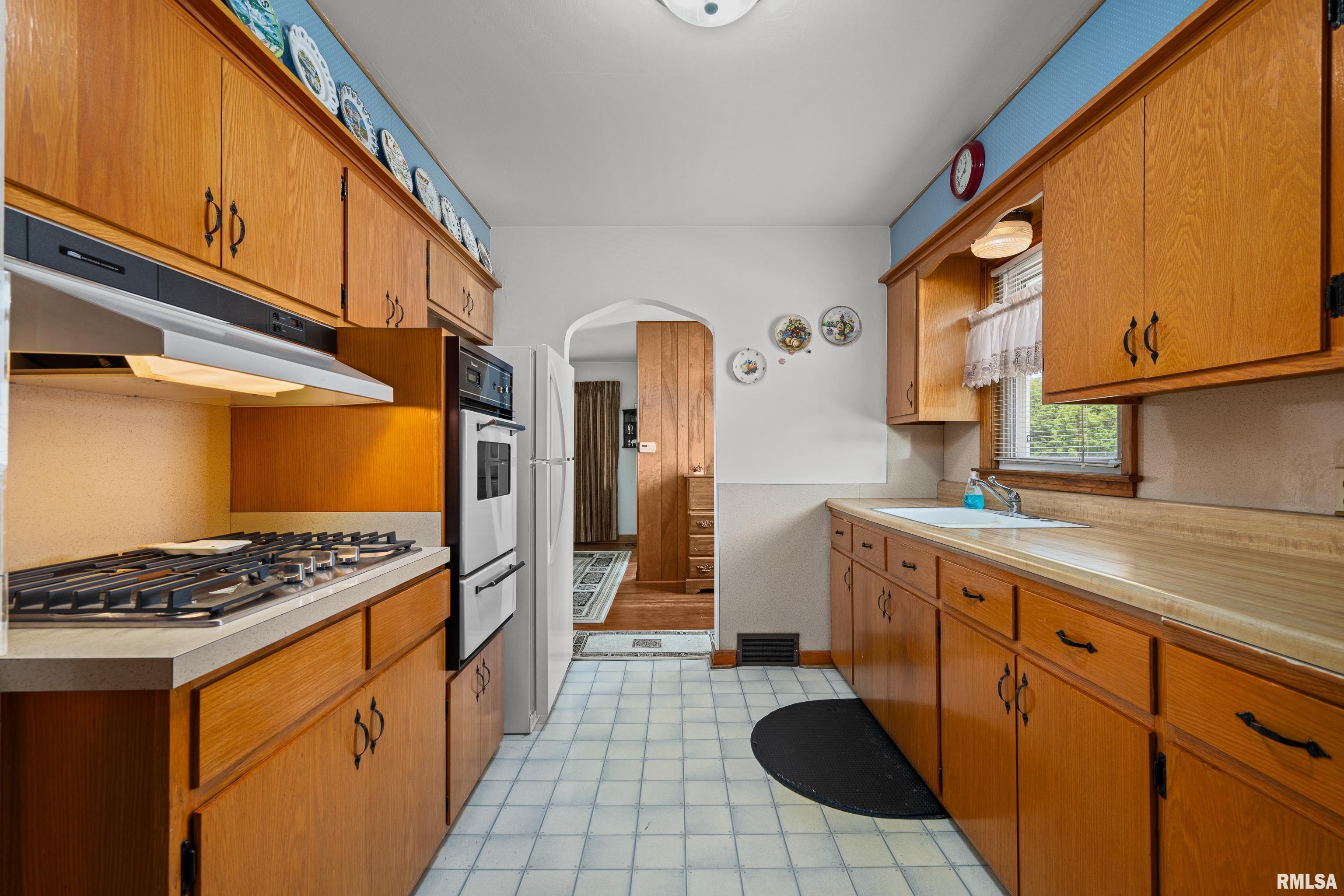 1108 53rd Street, Moline, Illinois image 21