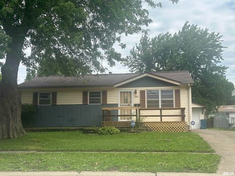 Homes For Sale - 2325 Sutherland Road<br/> Springfield, IL 62702