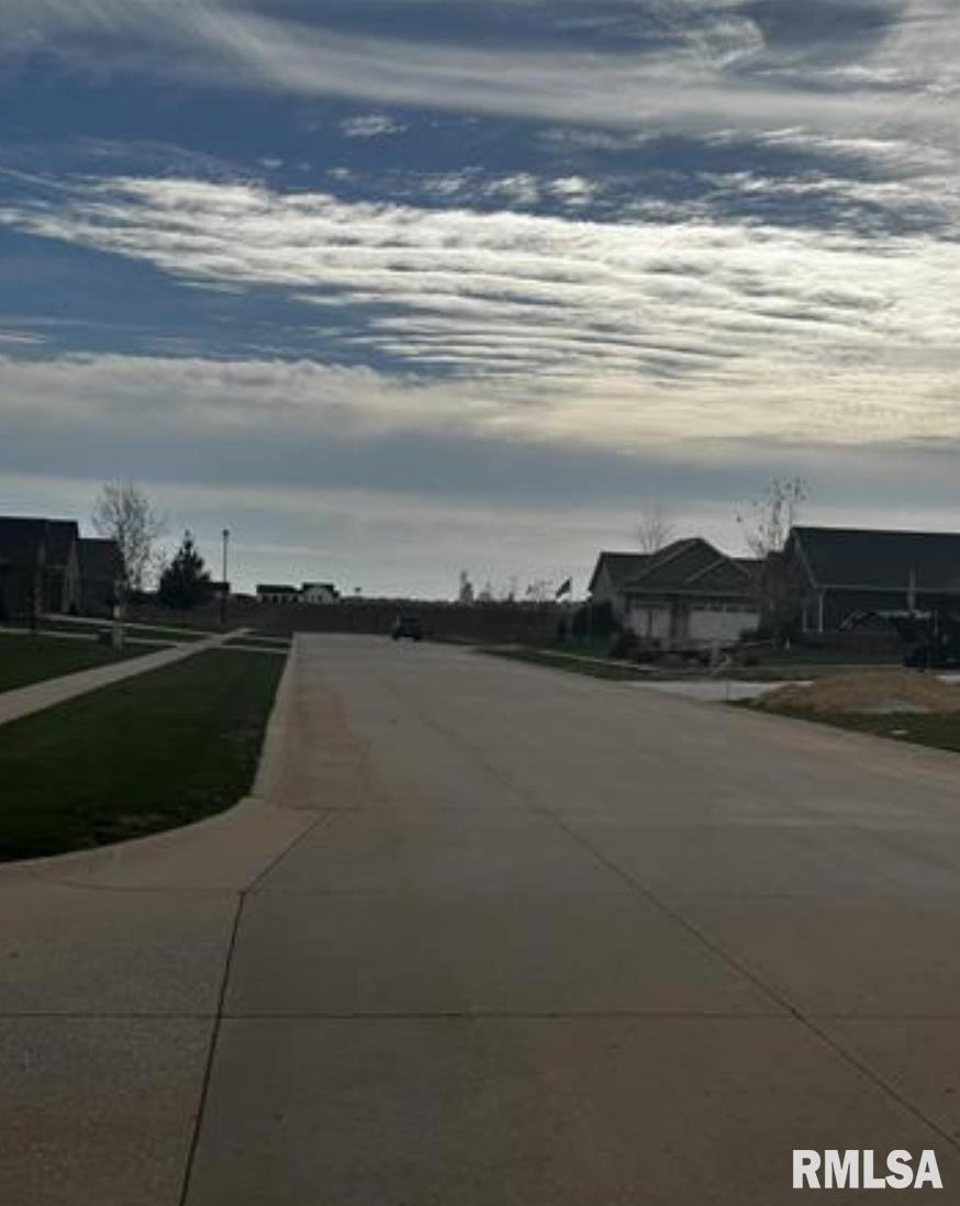 414 S Diamond Drive, Long Grove, Iowa image 3
