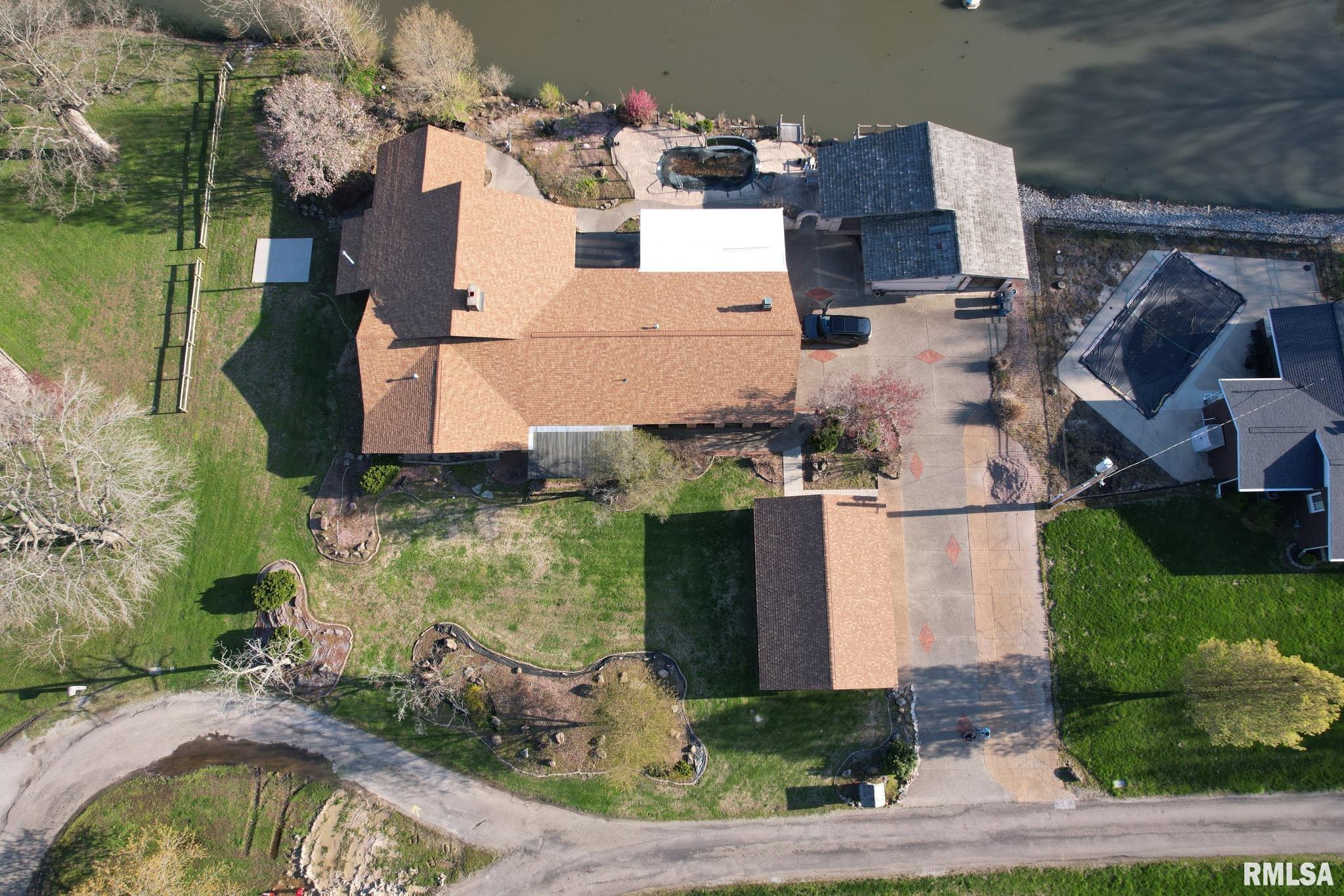206 Fox Creek Road, Flora, Illinois image 28
