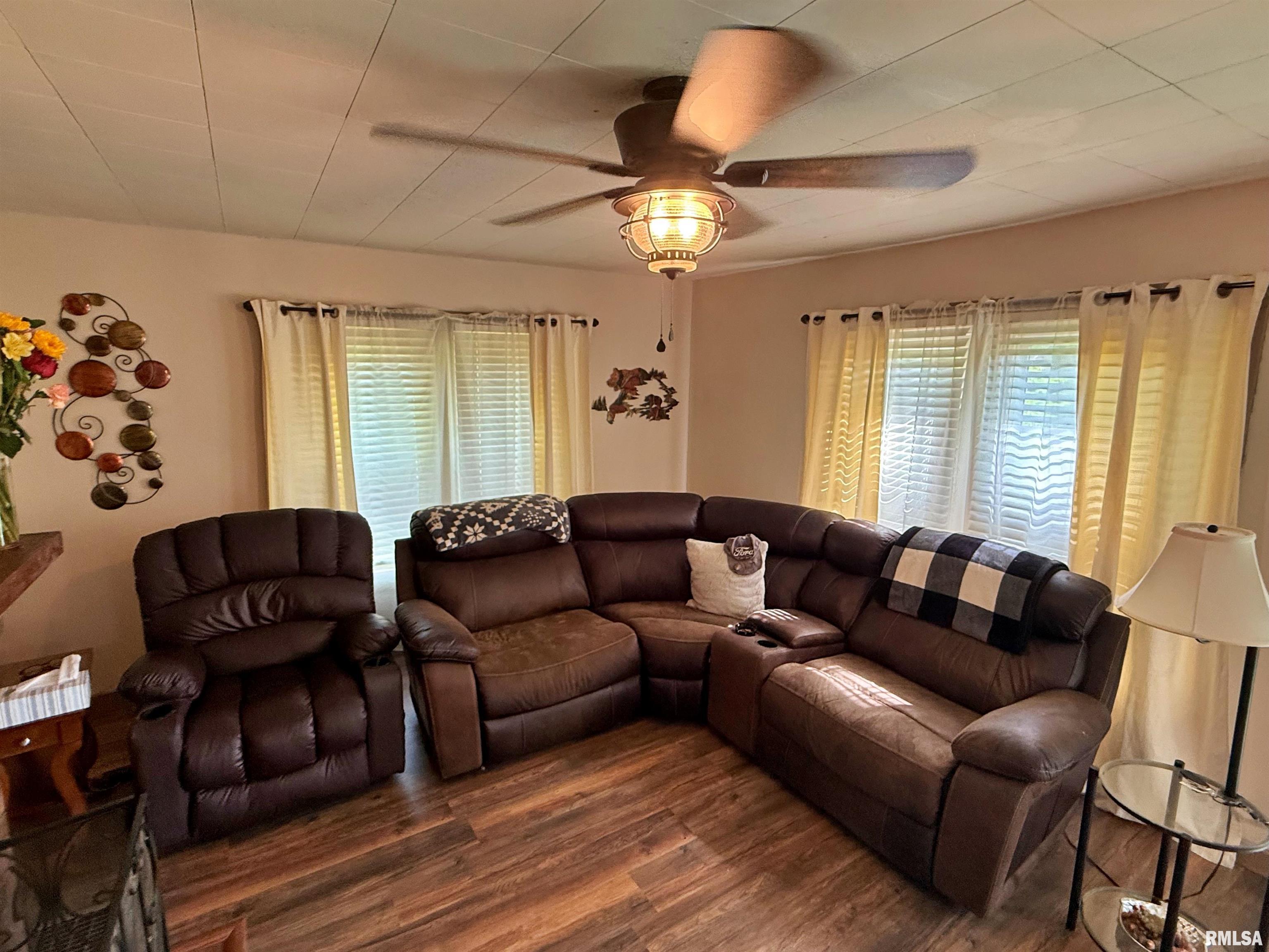 6556 S Us 45 Road, Brookport, Illinois image 16