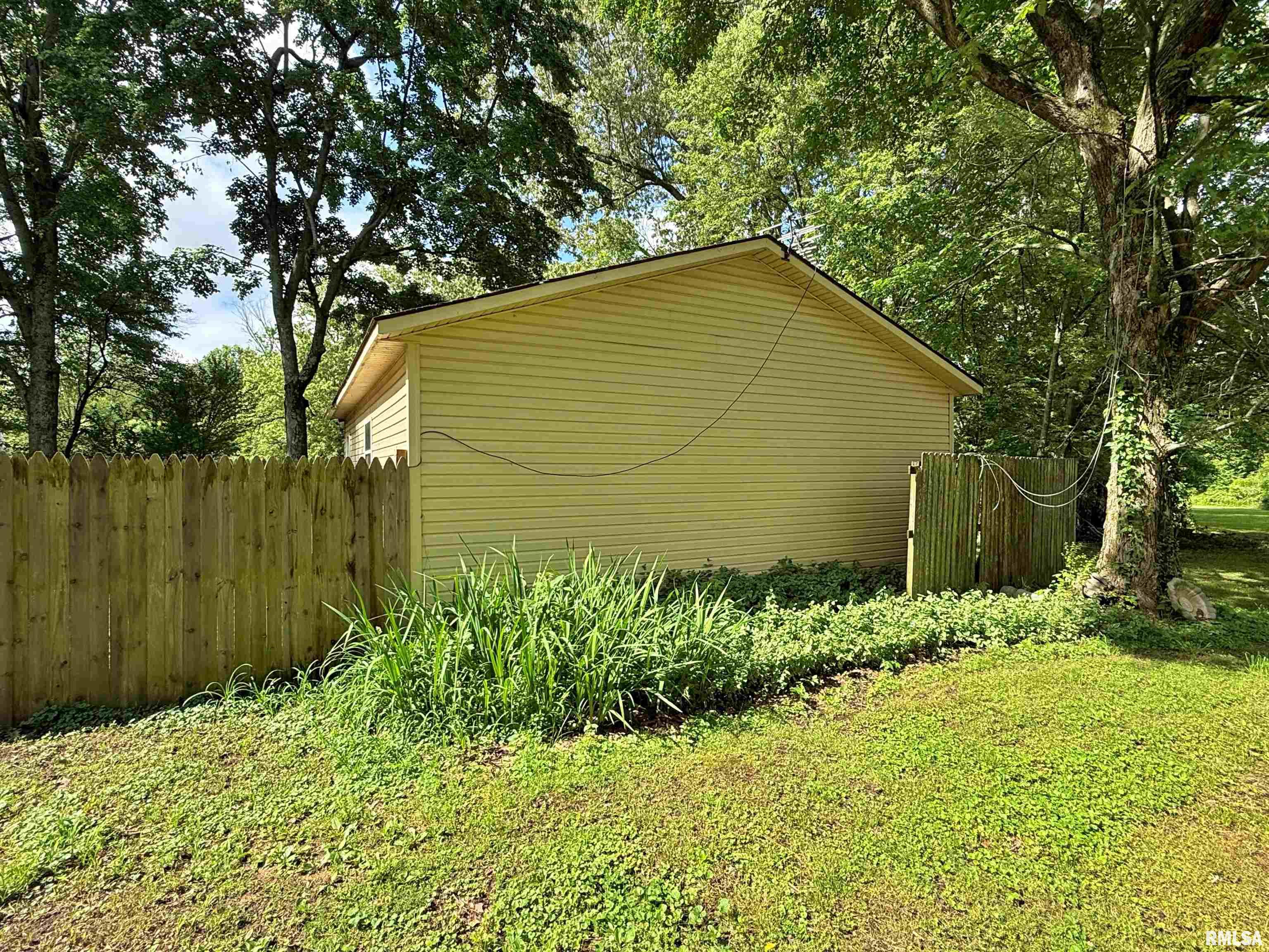 6556 S Us 45 Road, Brookport, Illinois image 12