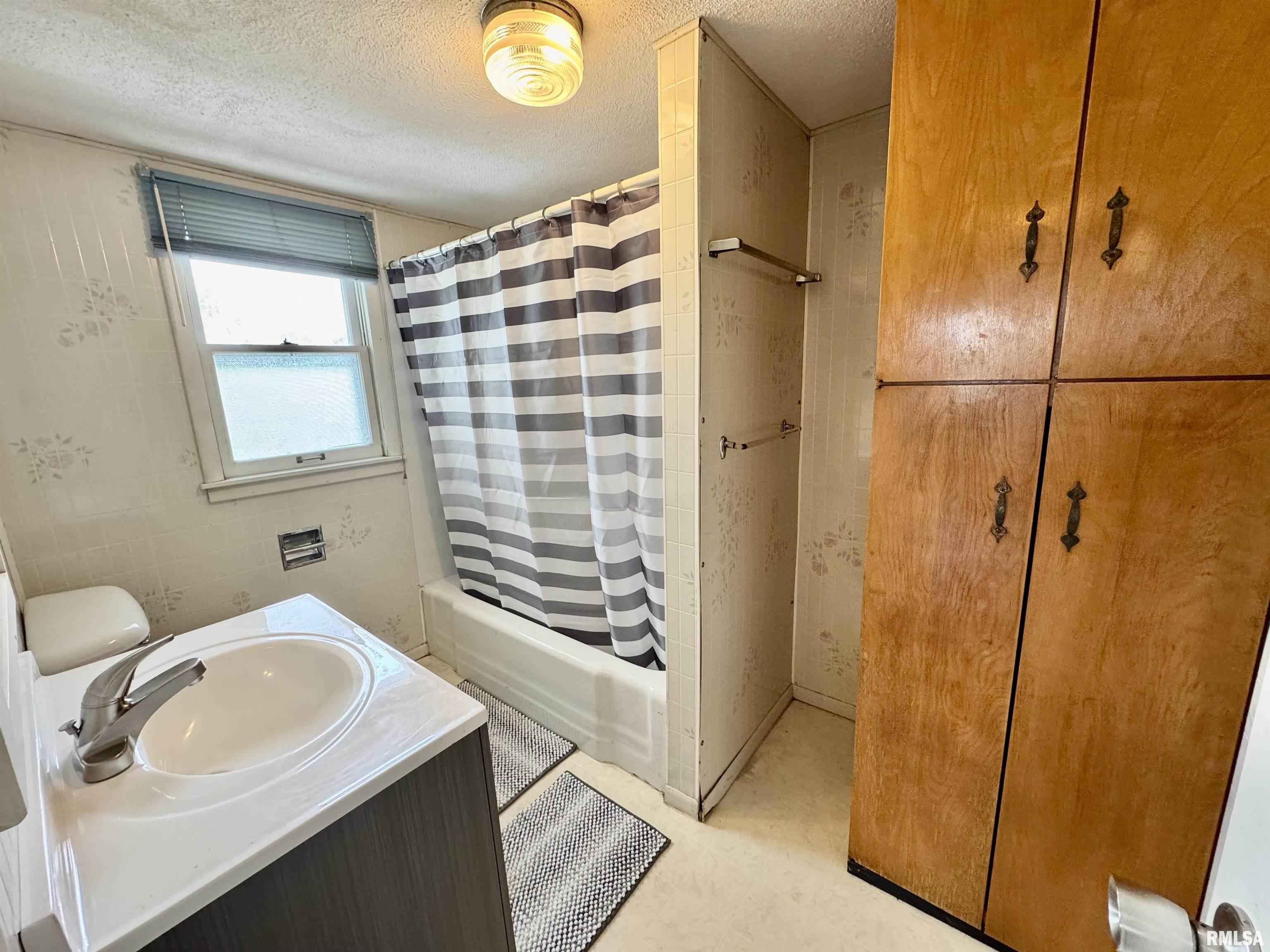 10845 1200th Street, Macomb, Illinois image 27
