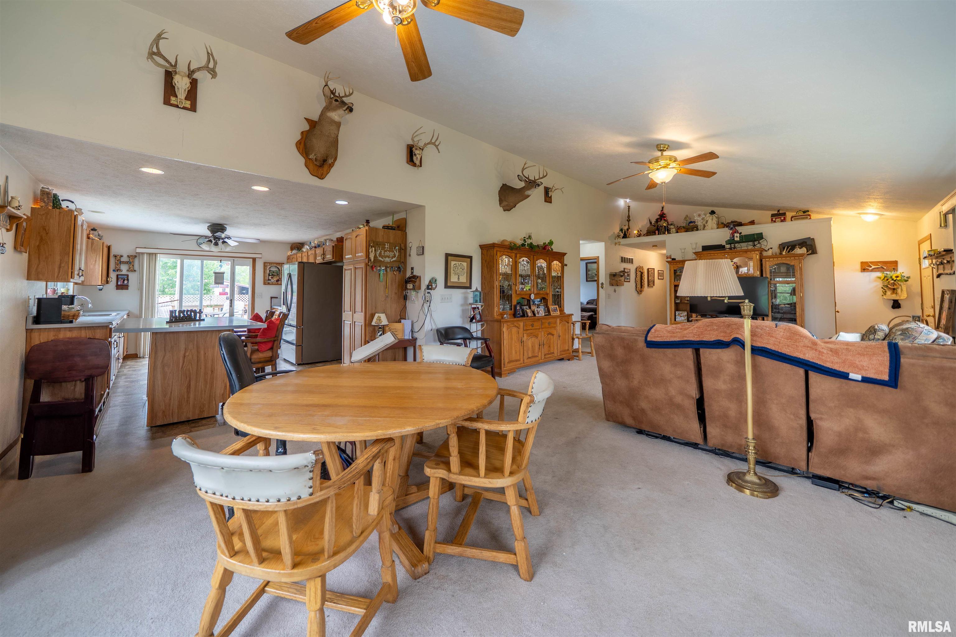 21501 N Berchtold Road, Chillicothe, Illinois image 7