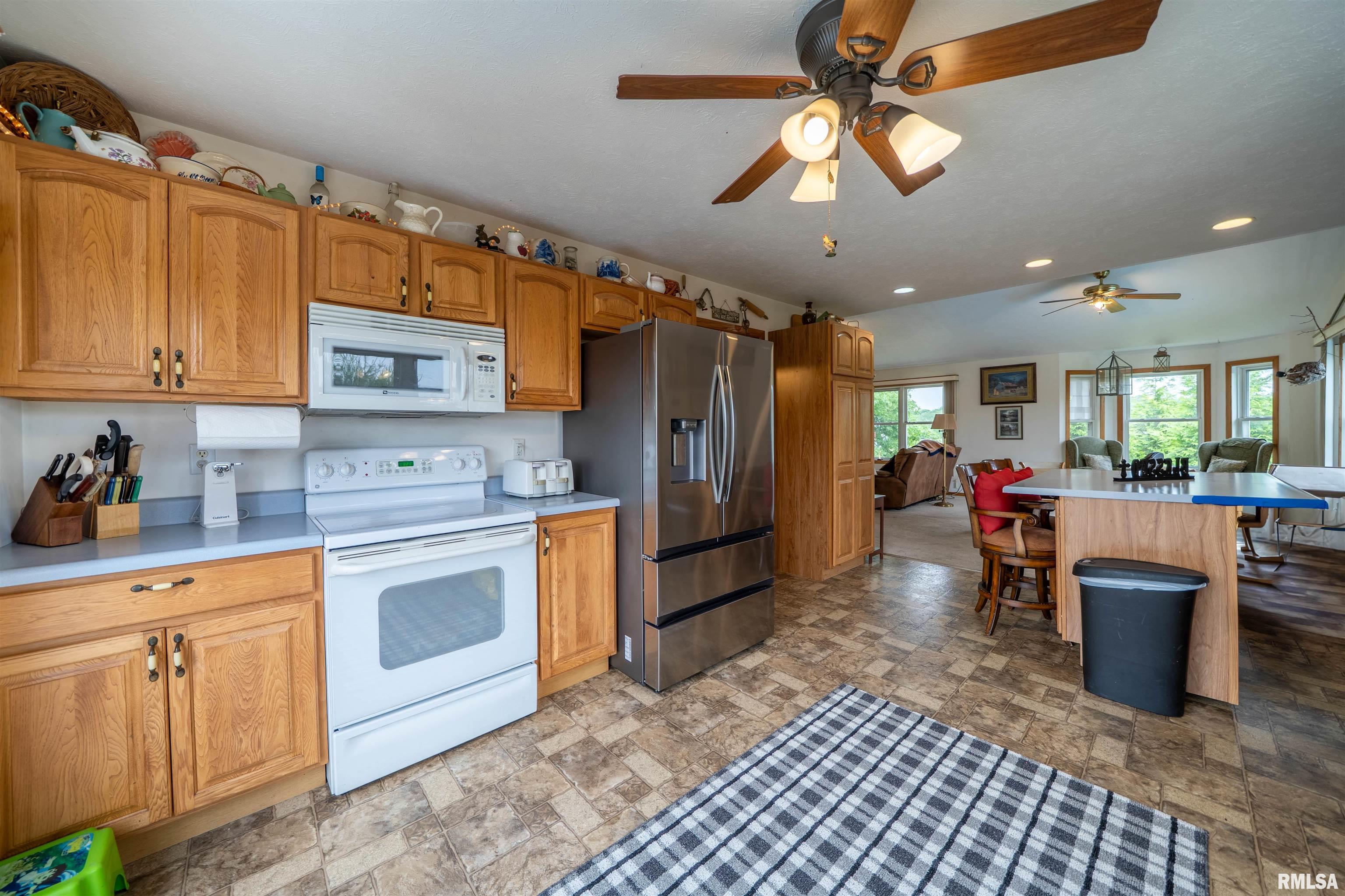 21501 N Berchtold Road, Chillicothe, Illinois image 11