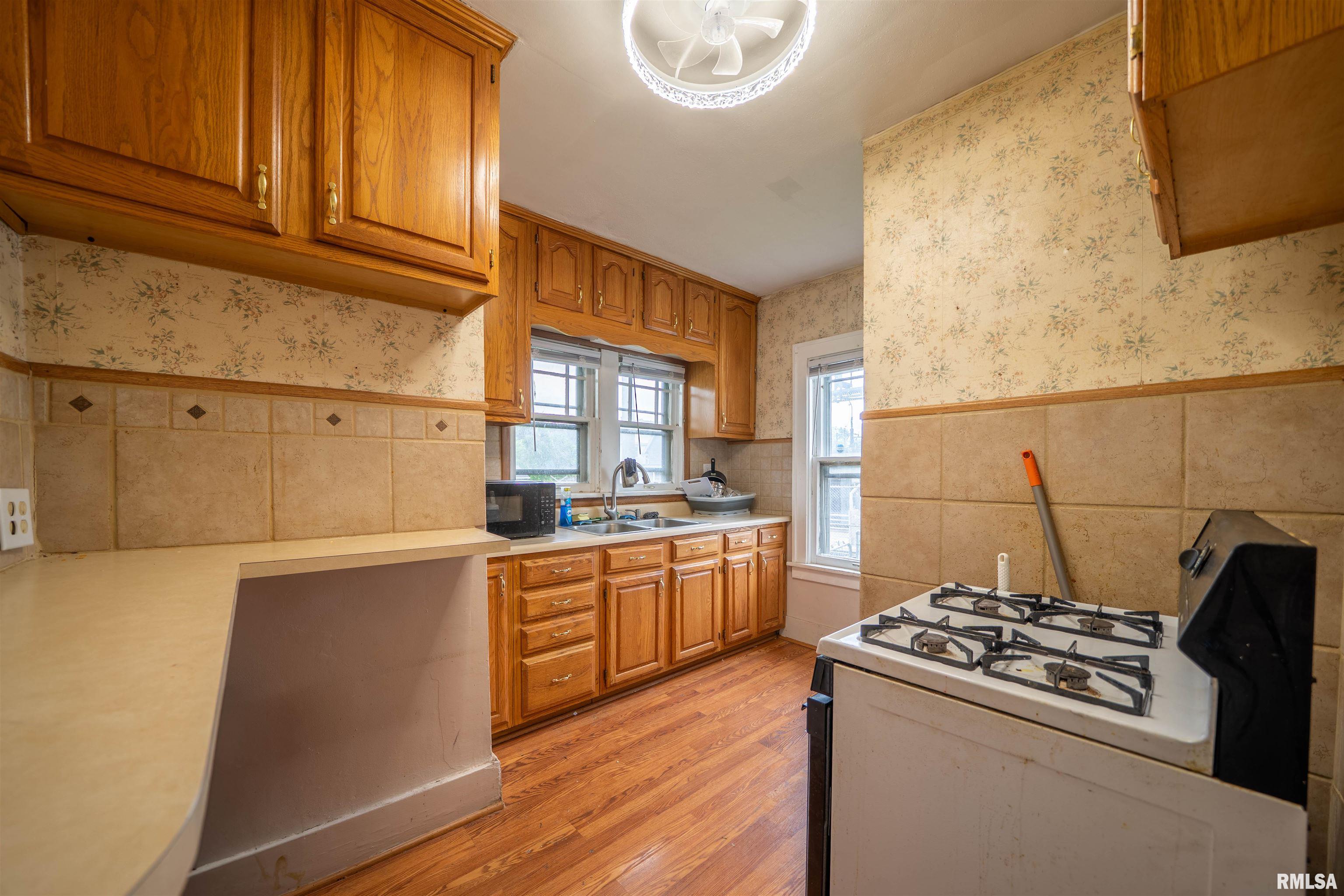 2904 N Peoria Avenue, Peoria, Illinois image 7