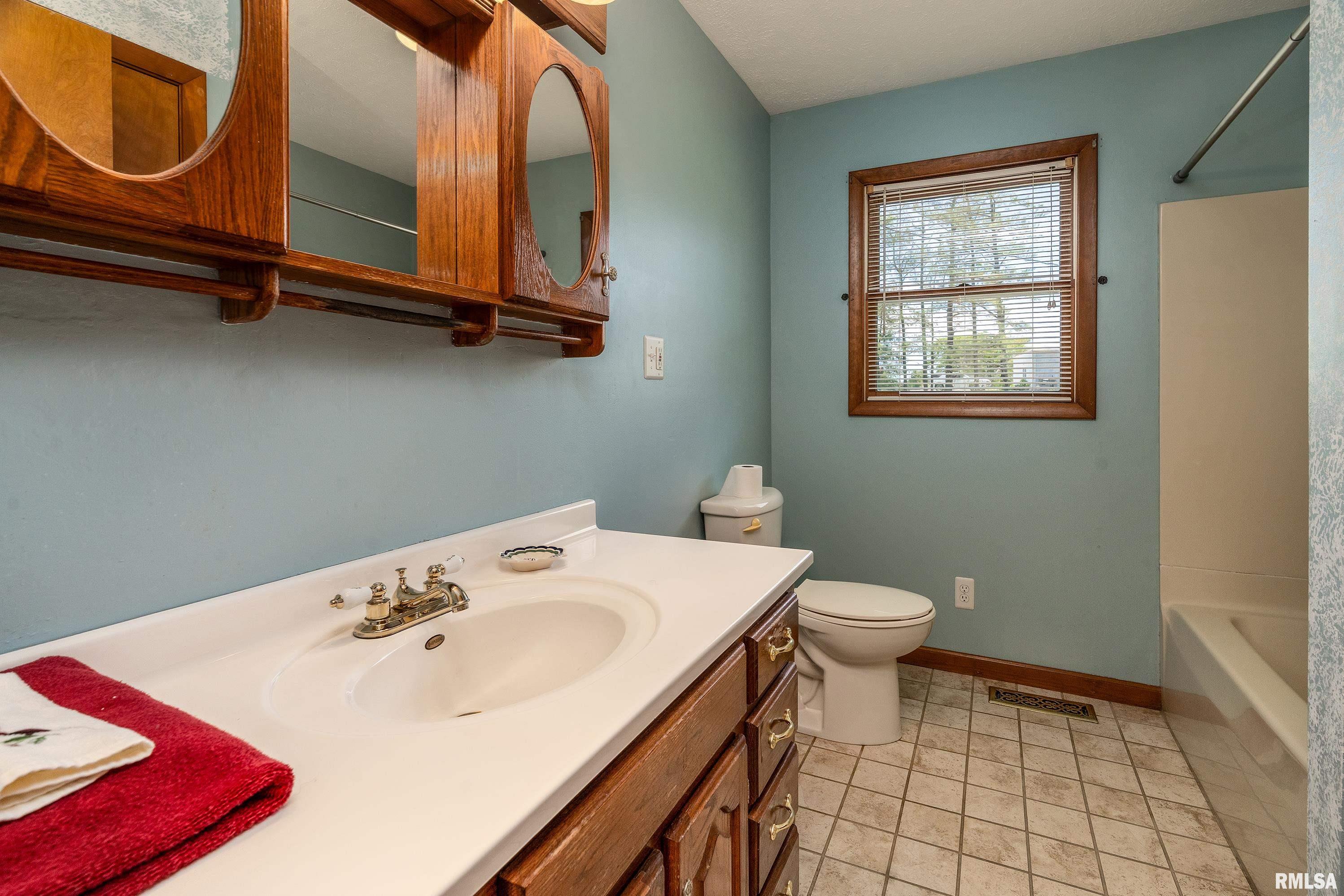 105 Skyline Drive, Goreville, Illinois image 24