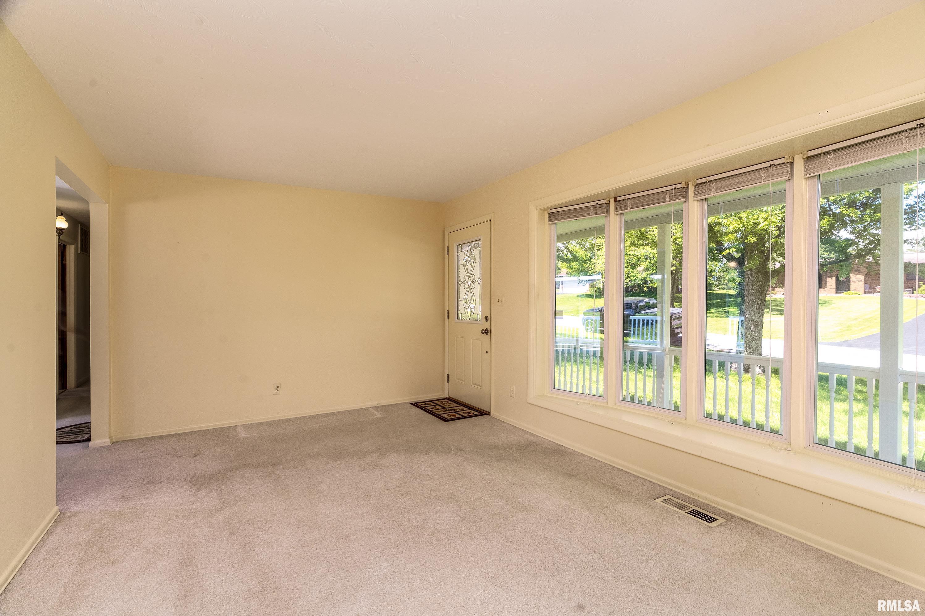 105 Skyline Drive, Goreville, Illinois image 10