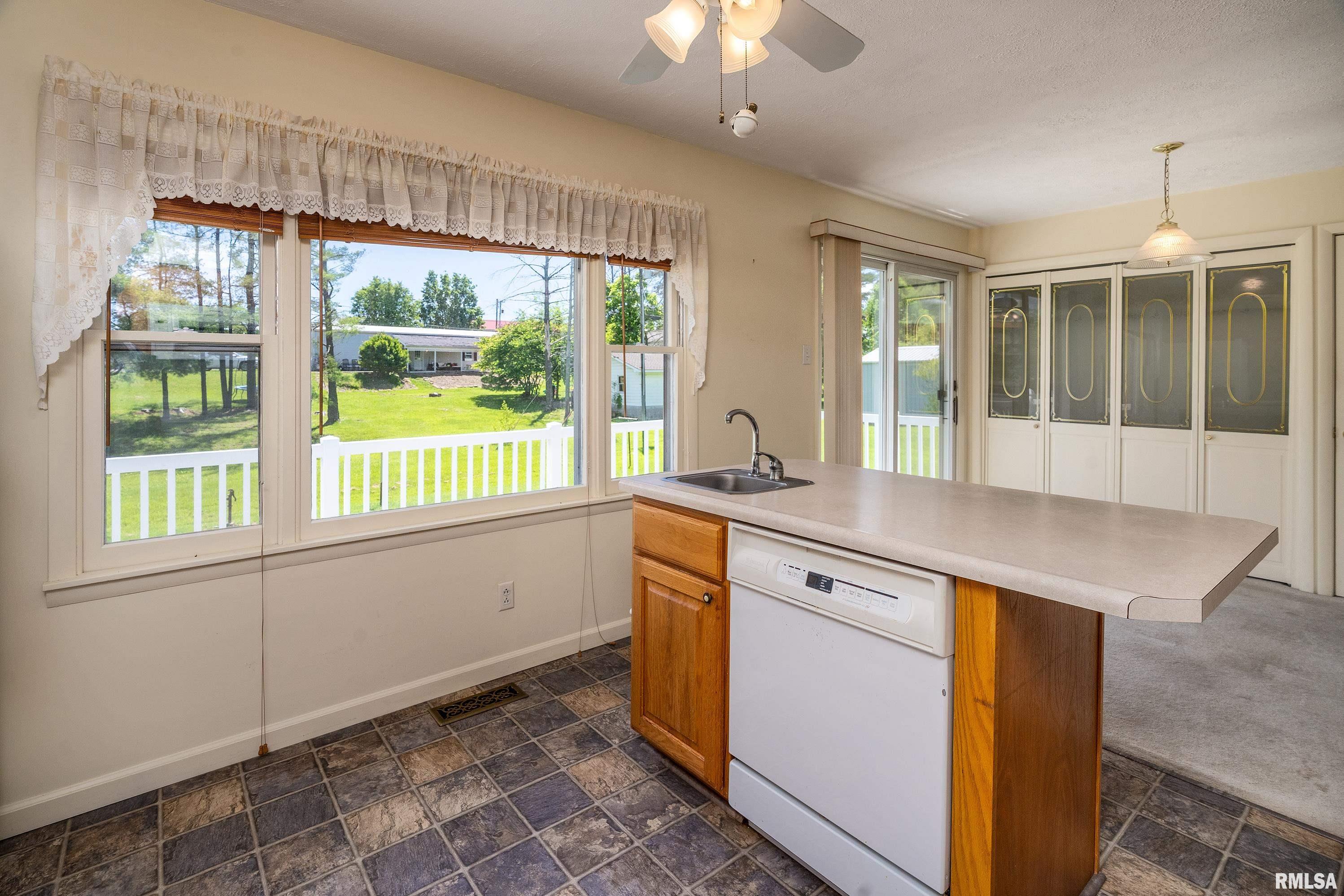 105 Skyline Drive, Goreville, Illinois image 12