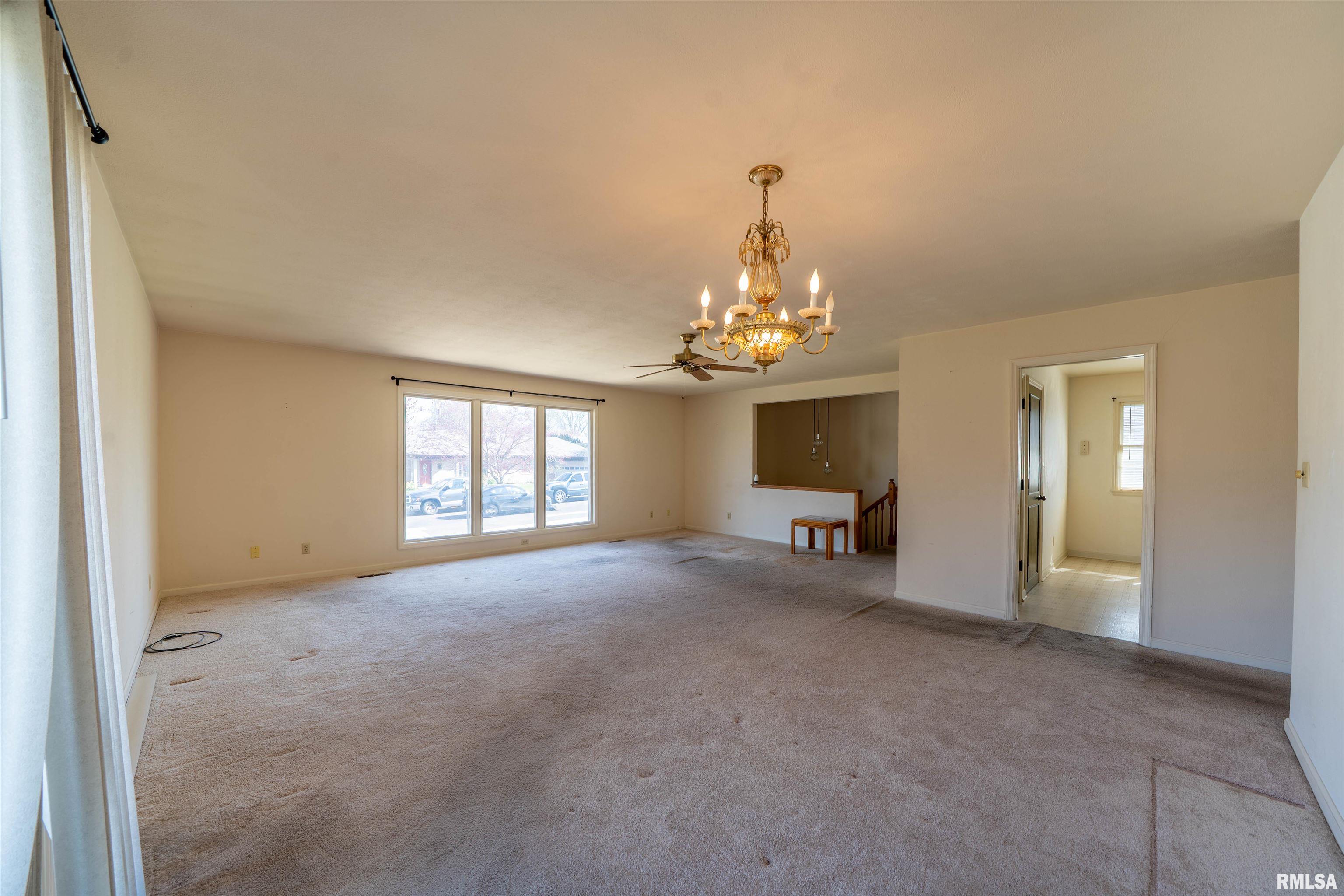 418 W Merle Lane, Peoria, Illinois image 7