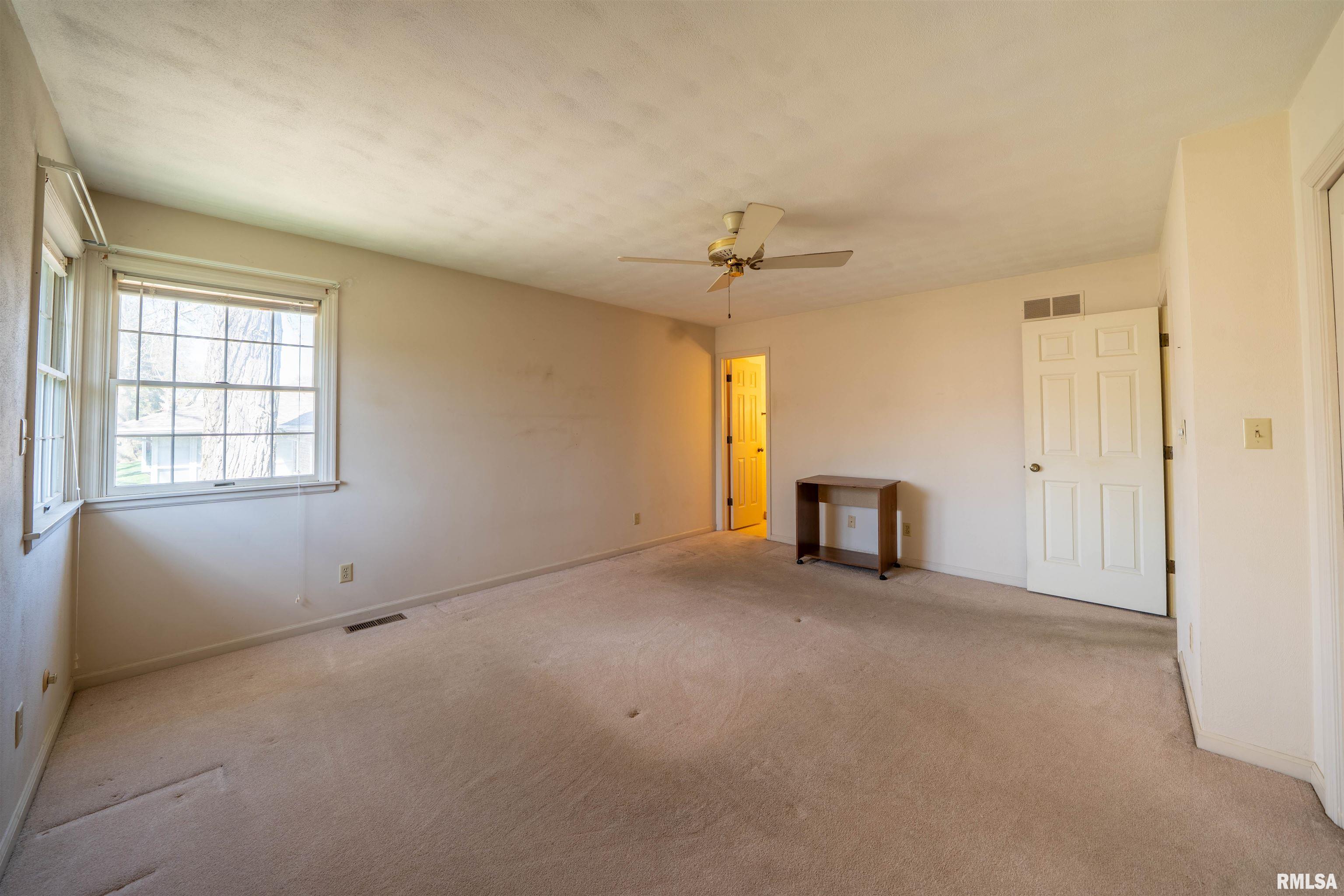 418 W Merle Lane, Peoria, Illinois image 14