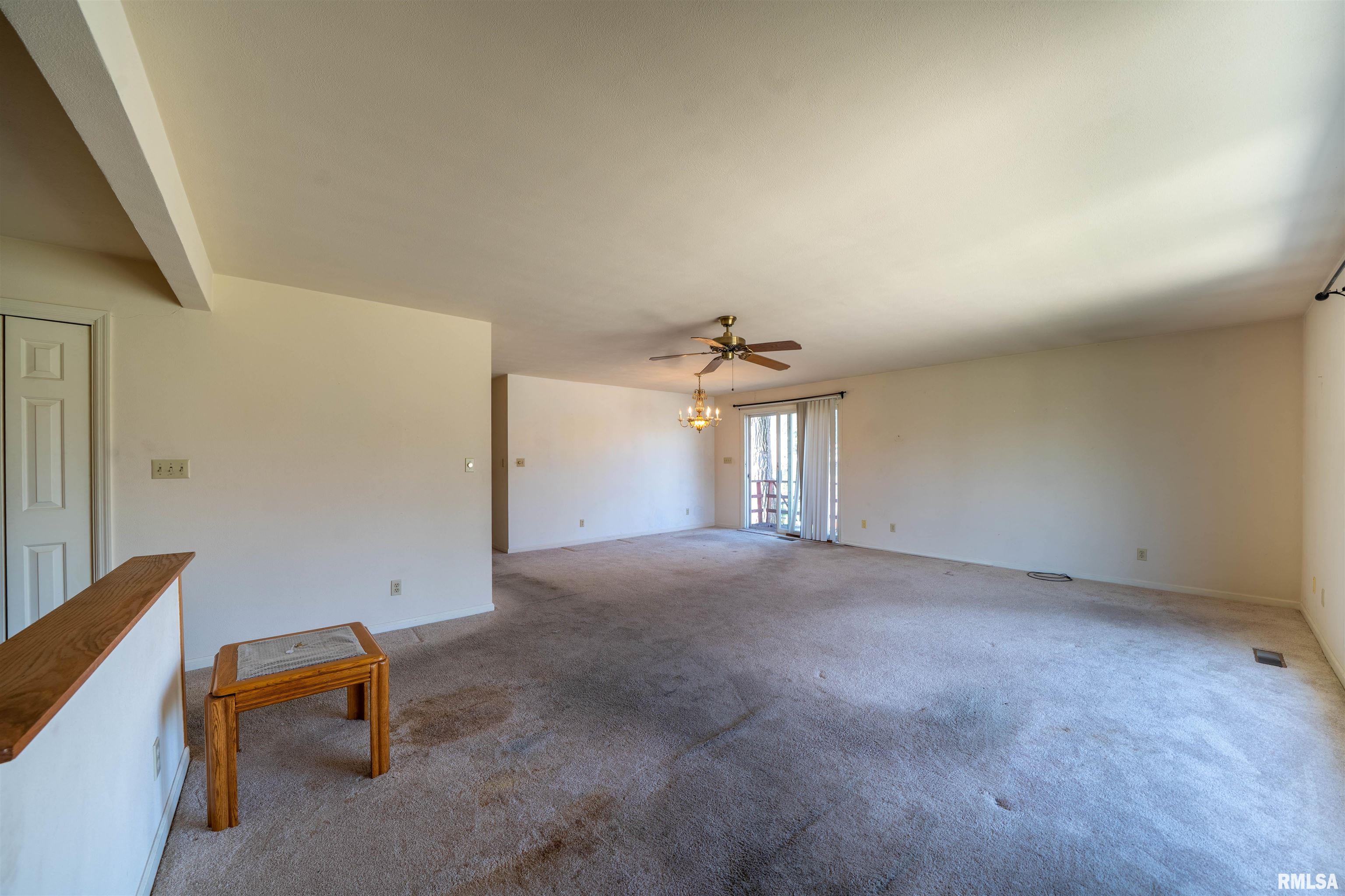 418 W Merle Lane, Peoria, Illinois image 5