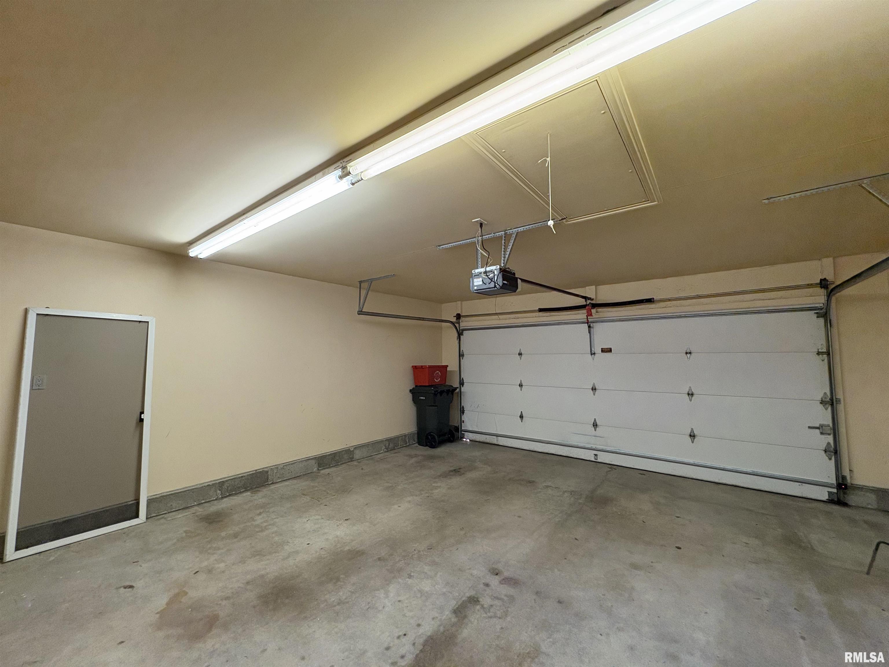 414 Harbor Pointe Drive, East Peoria, Illinois image 28