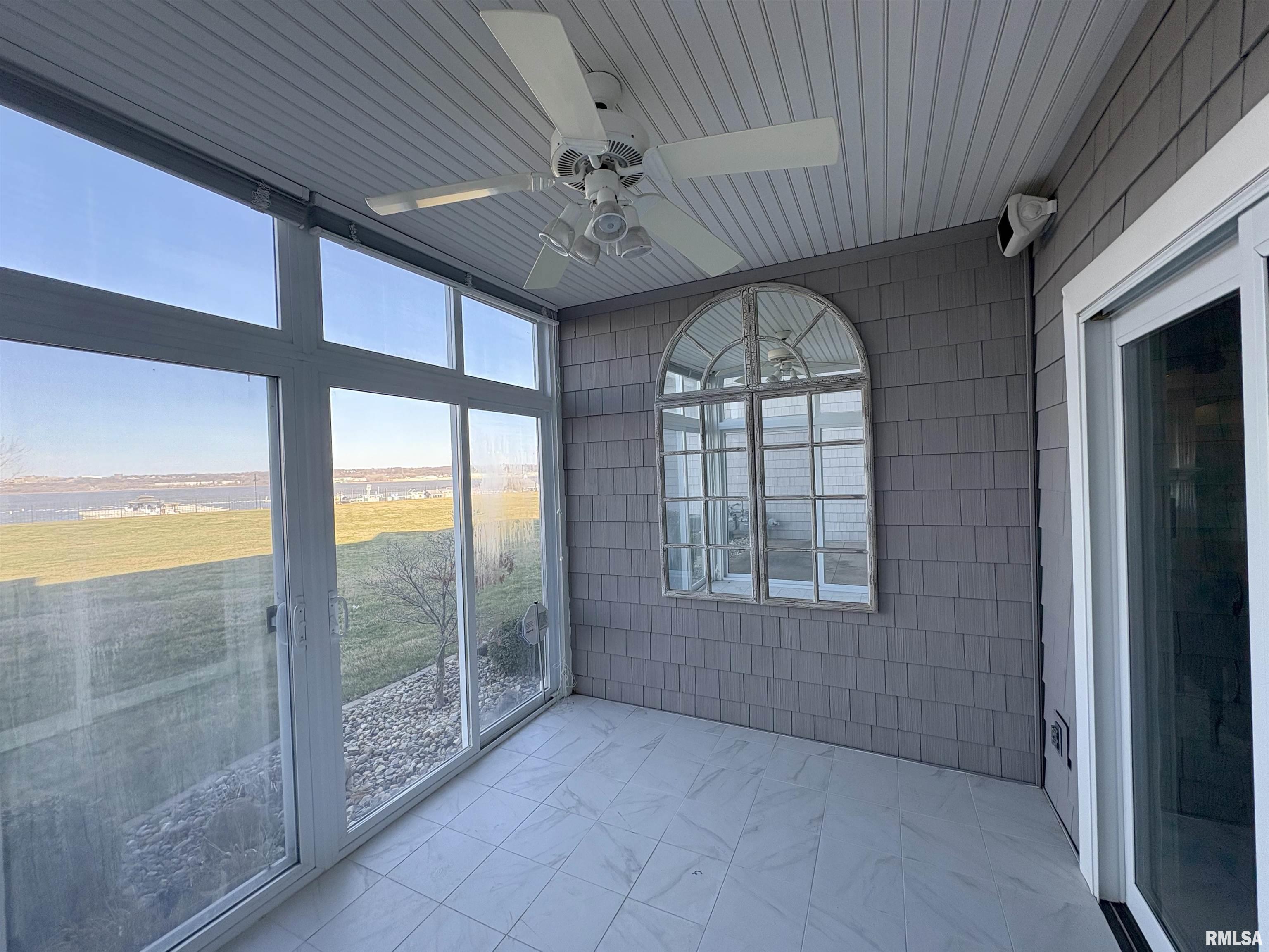 414 Harbor Pointe Drive, East Peoria, Illinois image 21