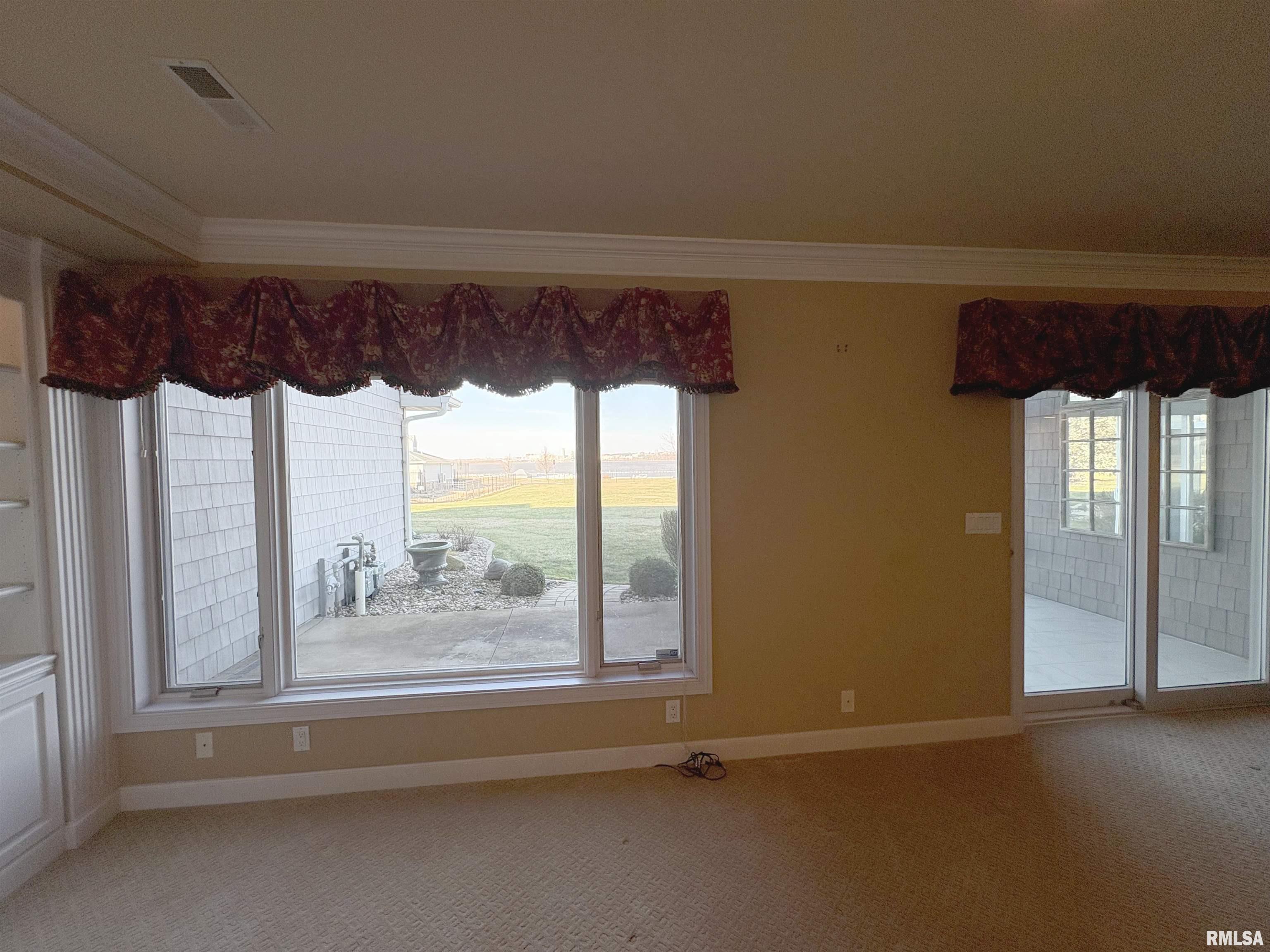 414 Harbor Pointe Drive, East Peoria, Illinois image 12