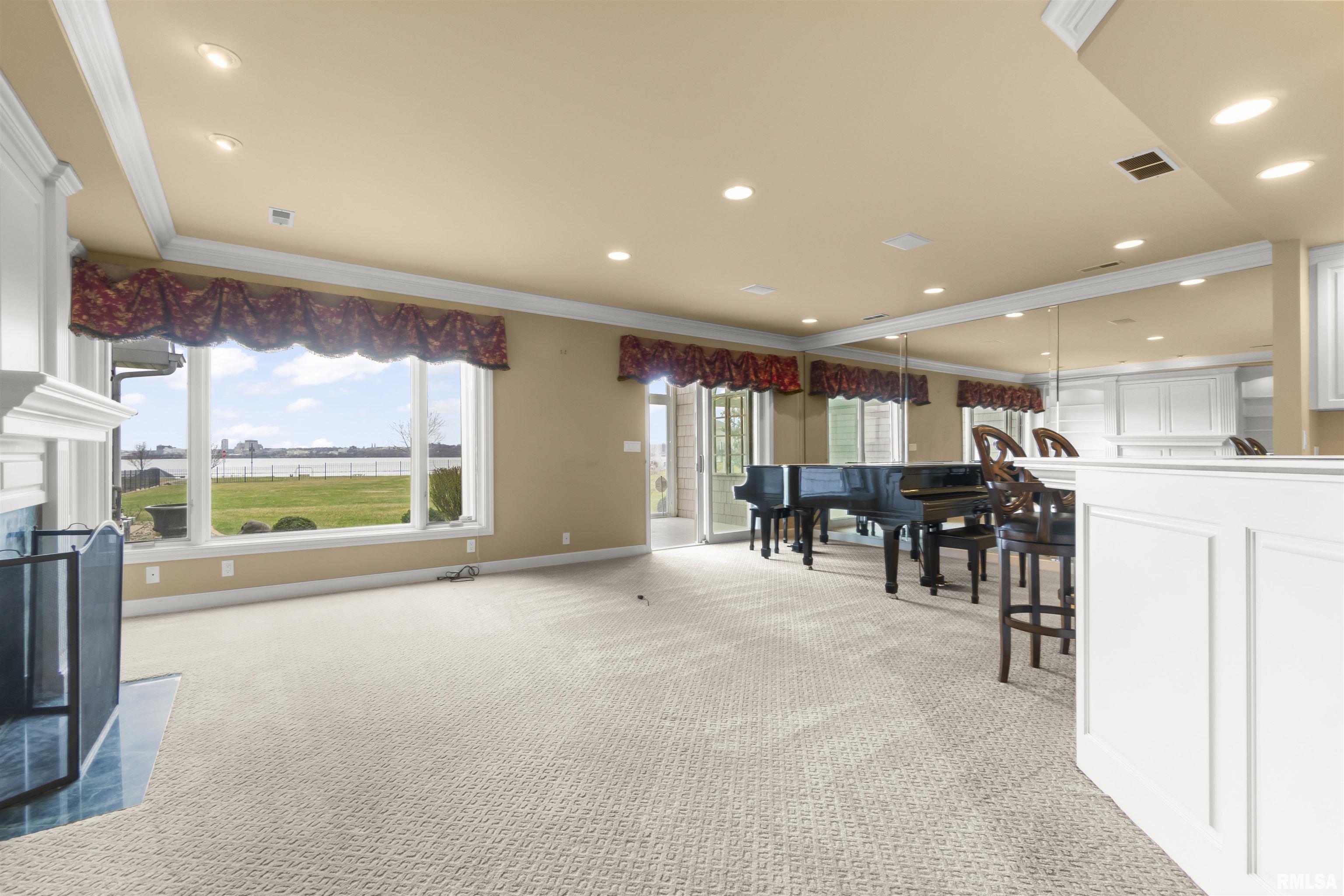 414 Harbor Pointe Drive, East Peoria, Illinois image 9