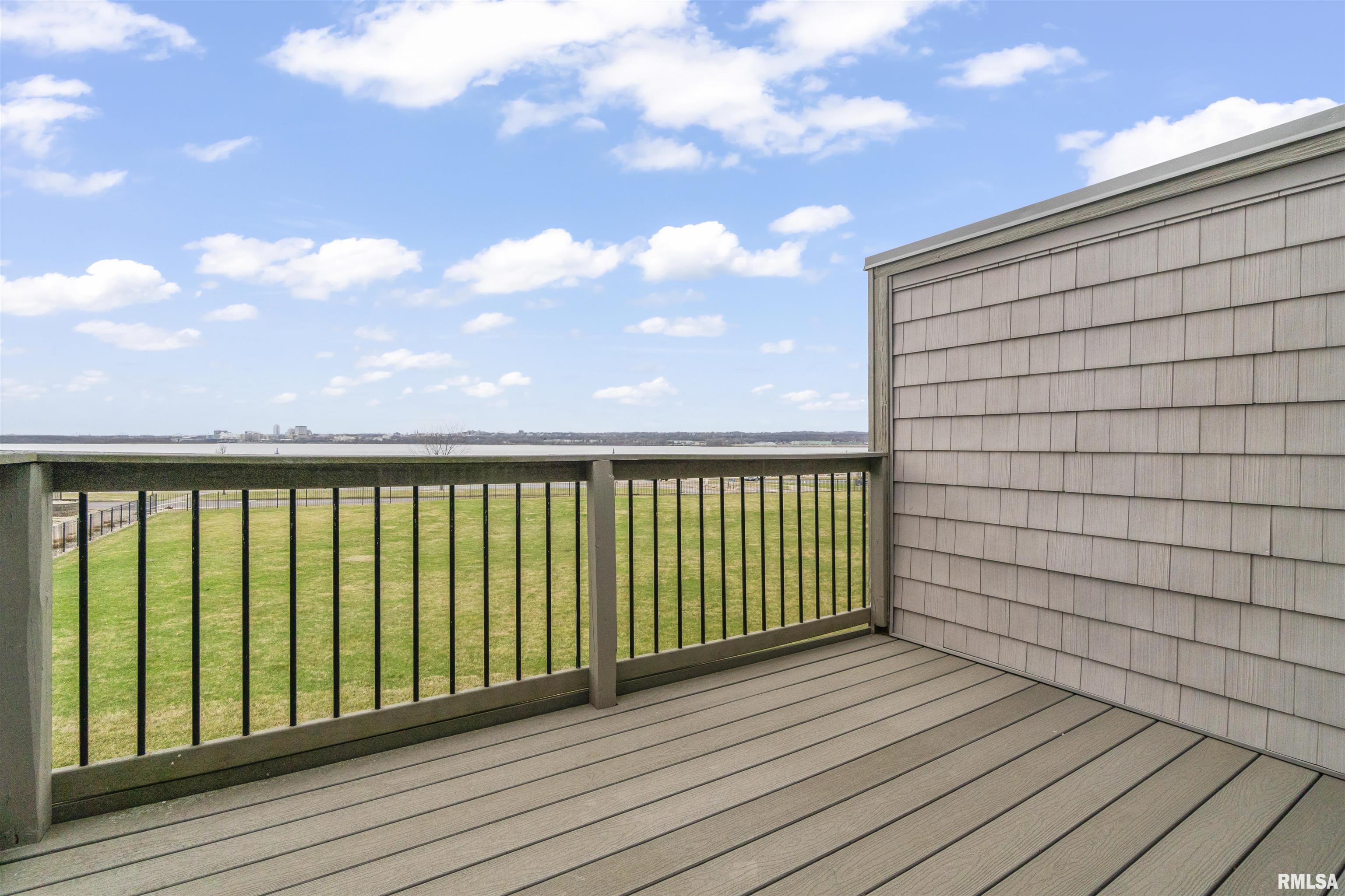 414 Harbor Pointe Drive, East Peoria, Illinois image 38