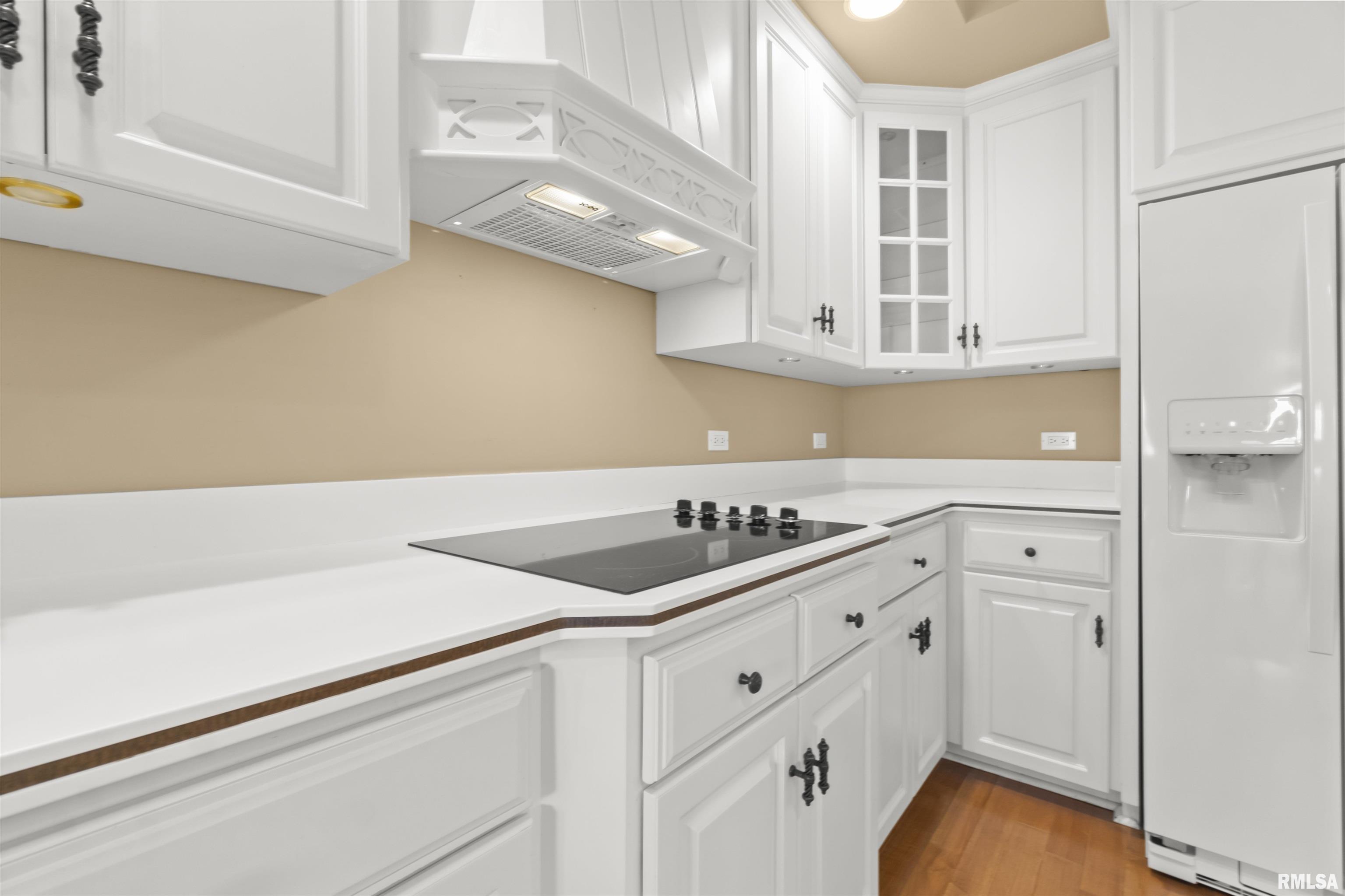 414 Harbor Pointe Drive, East Peoria, Illinois image 17