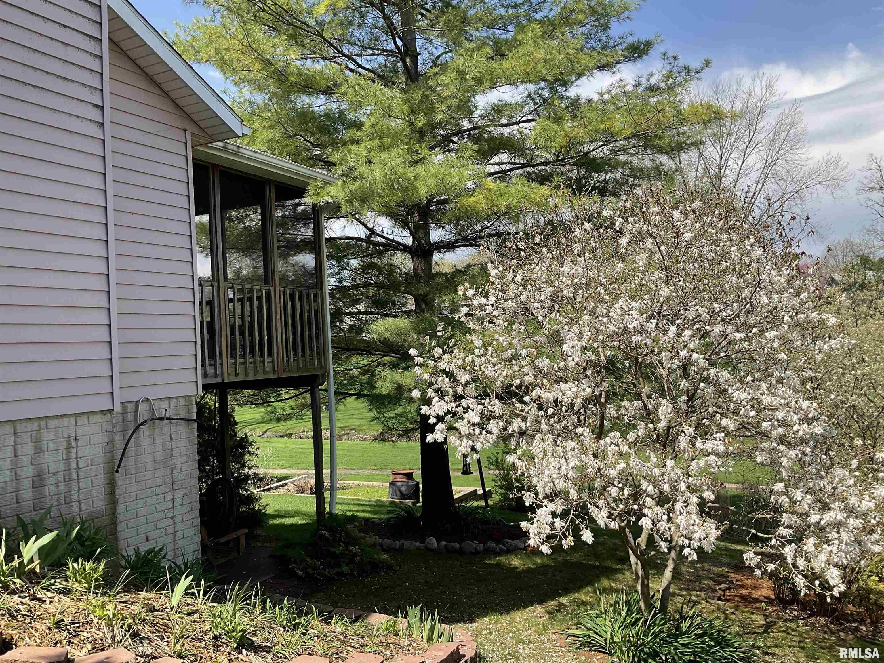 103 Shawnee Circle, Eldridge, Iowa image 39