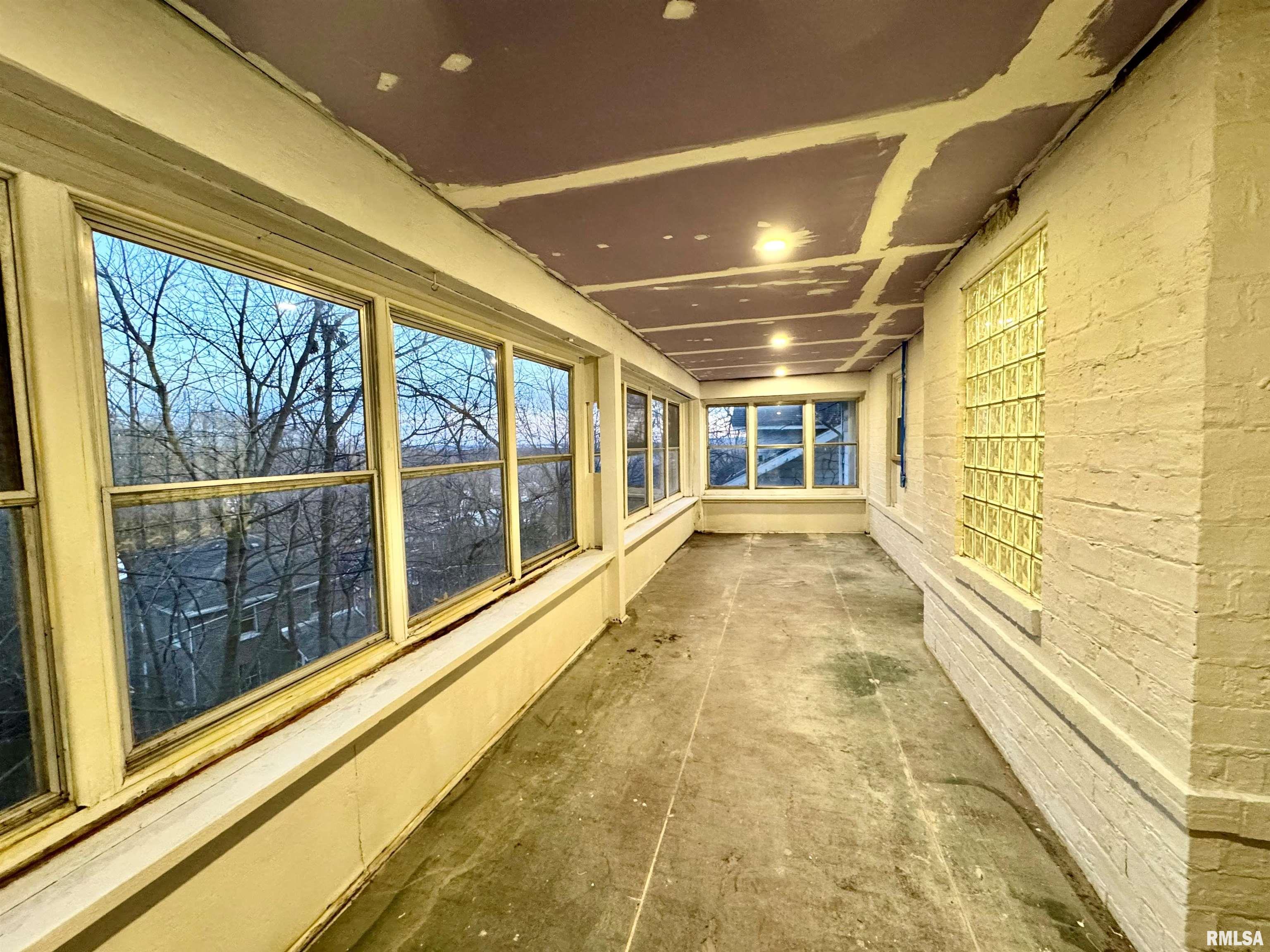 114 Dewhurst Street, Savanna, Illinois image 33