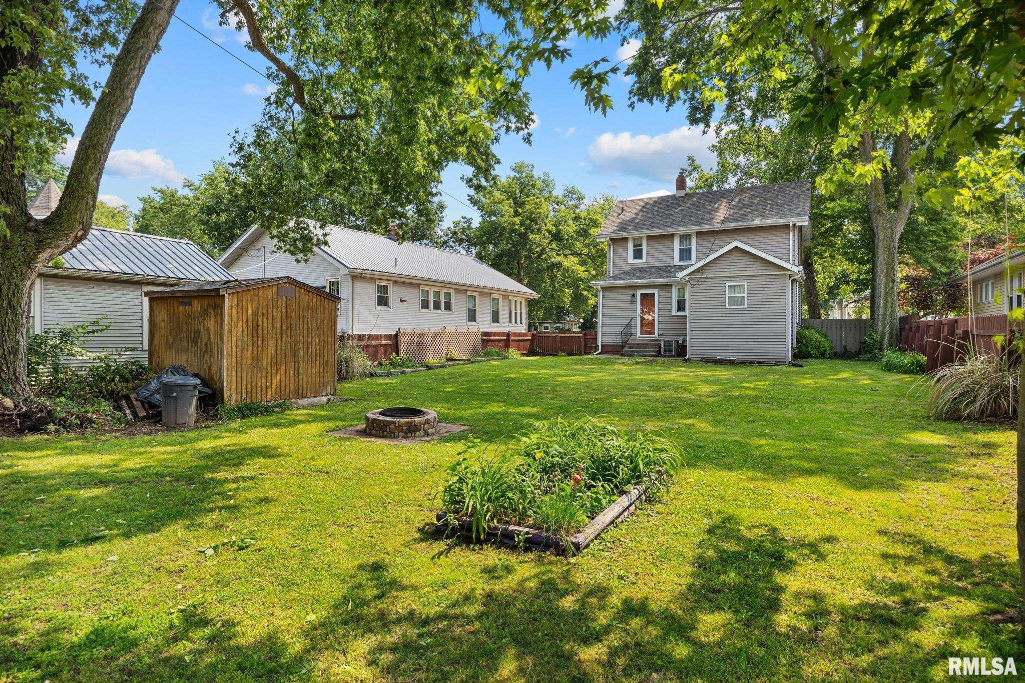 1111 S 4th Street, Pekin, Illinois image 20