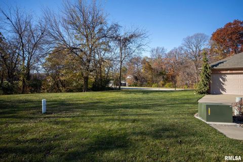 Vacant Land For Sale - 110 Susan Court<br/> East Peoria, IL 61611