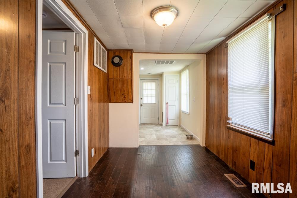 210 Orchard Street, Zeigler, Illinois image 5