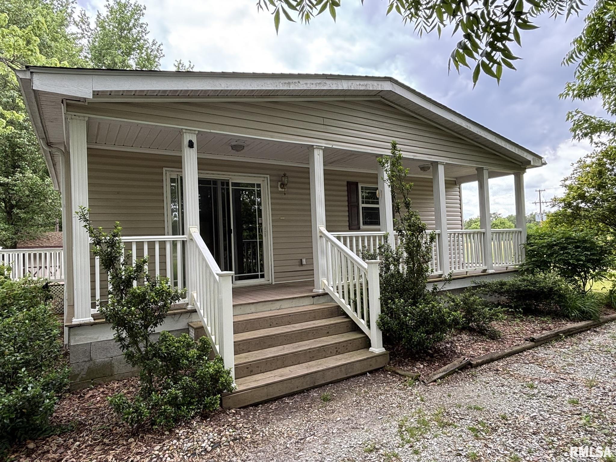 3271 Selmaville Road, Salem, Illinois image 2
