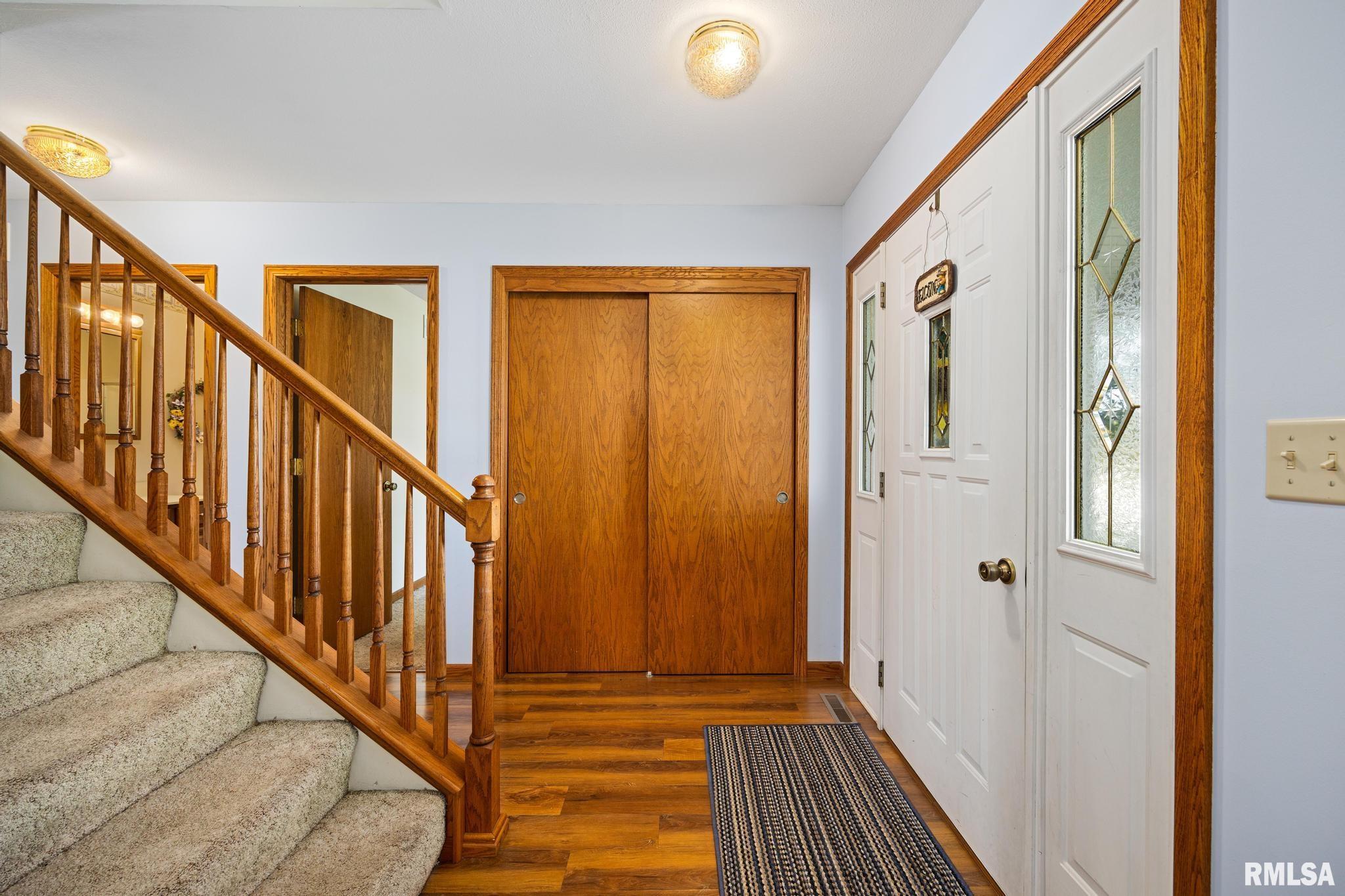 107 Thomas Court, Washington, Illinois image 3