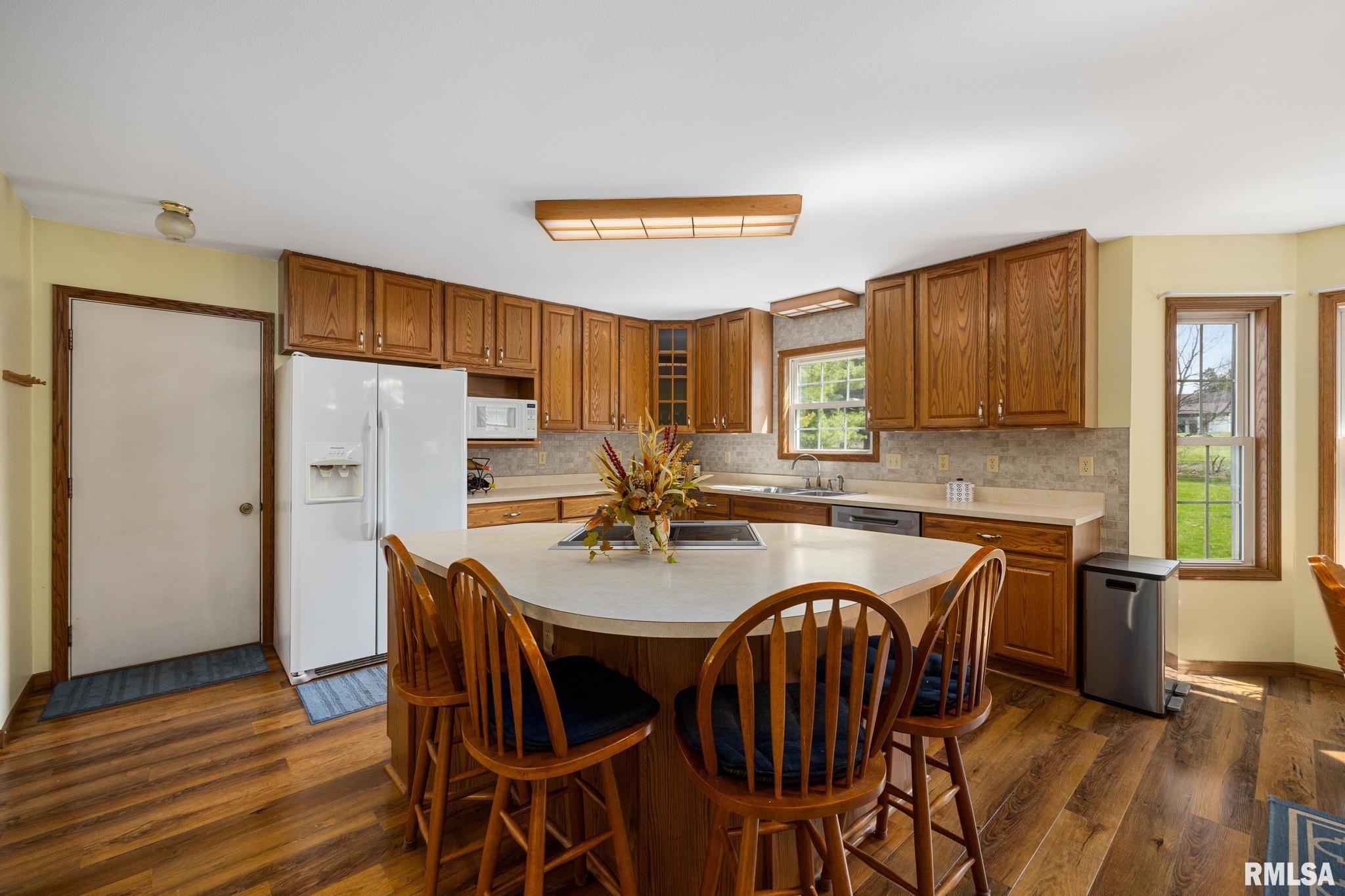 107 Thomas Court, Washington, Illinois image 9