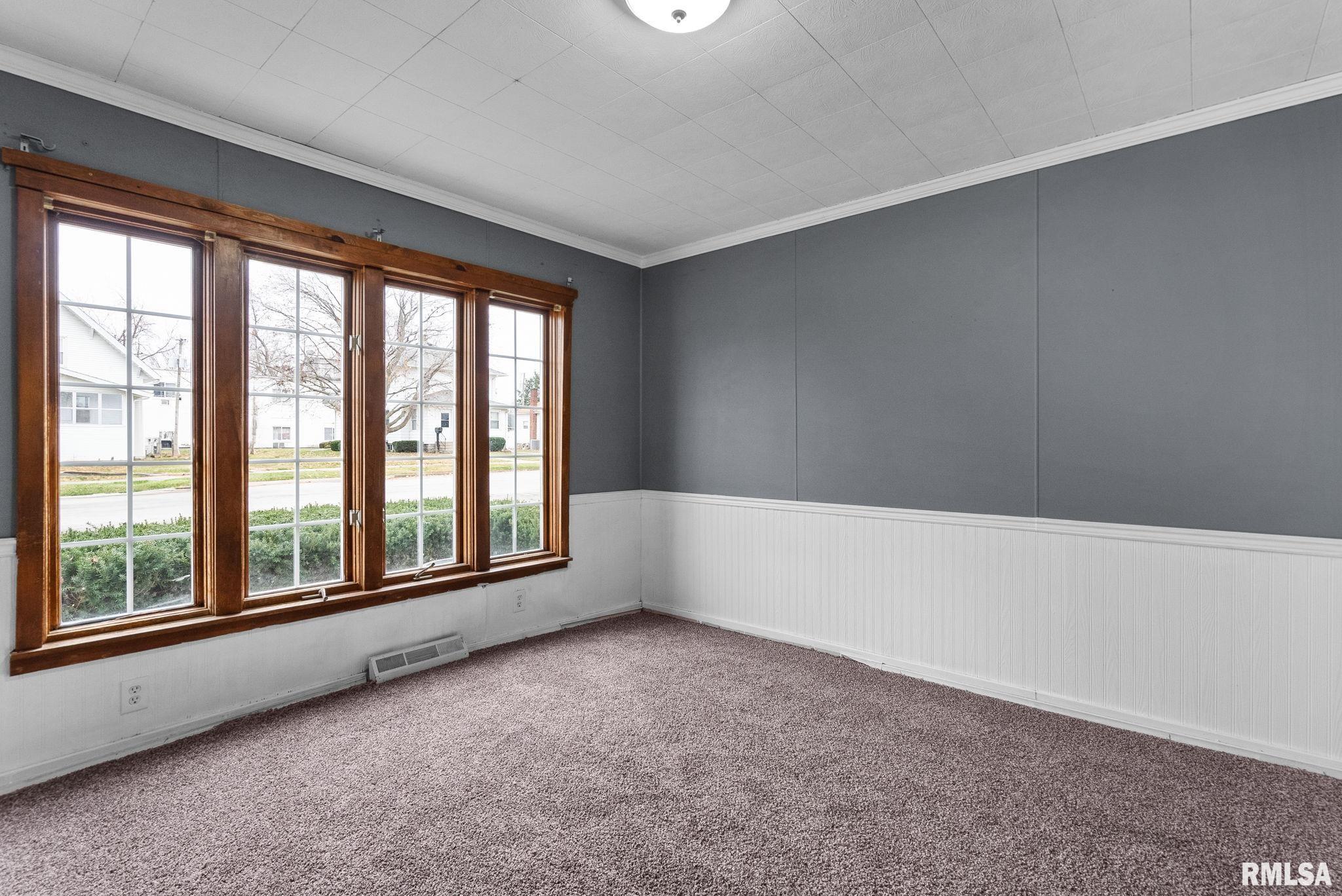 706 8th Street, De Witt, Iowa image 6