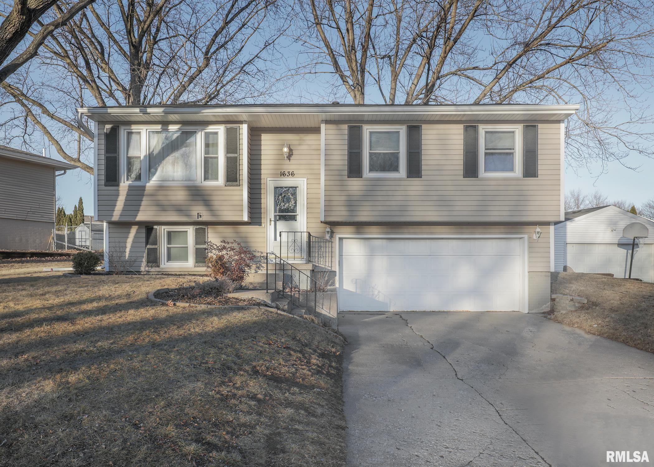 1636 Hitching Post Lane, Davenport, Iowa image 1