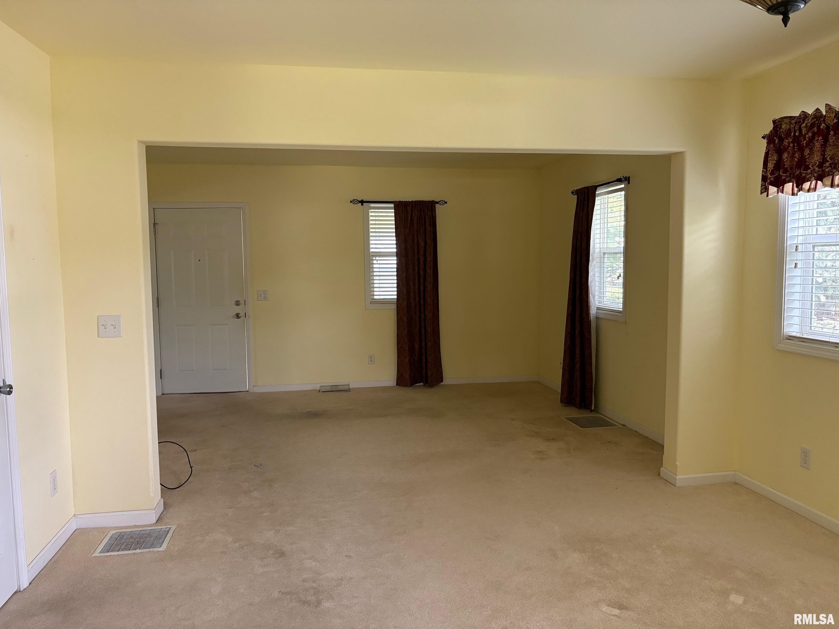 209 N East Street, Danvers, Illinois image 8