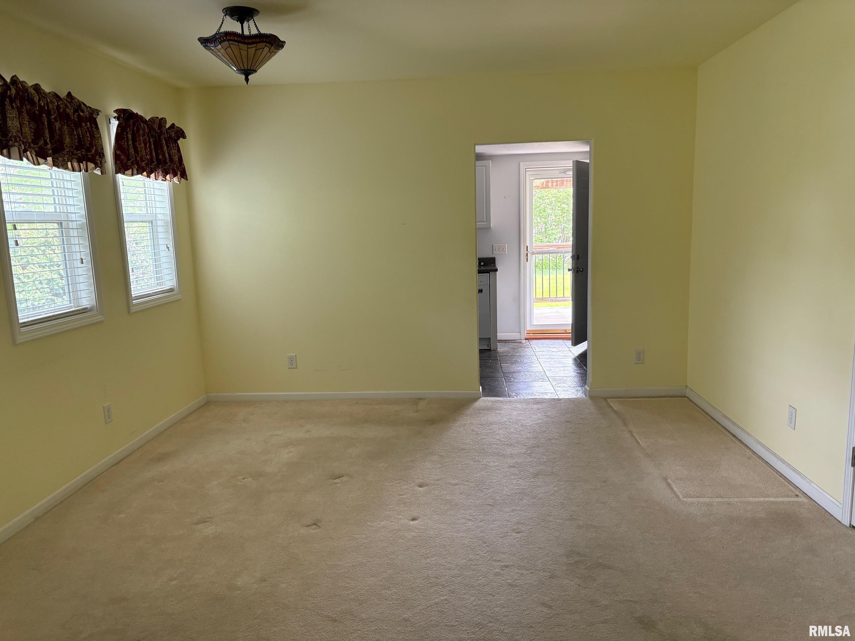 209 N East Street, Danvers, Illinois image 7