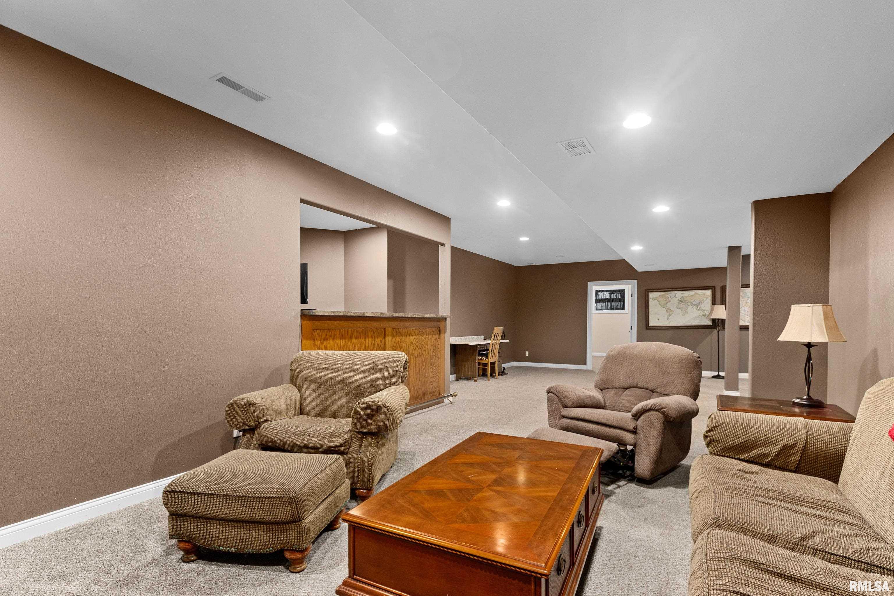 1808 Deerfield Drive, Morton, Illinois image 43