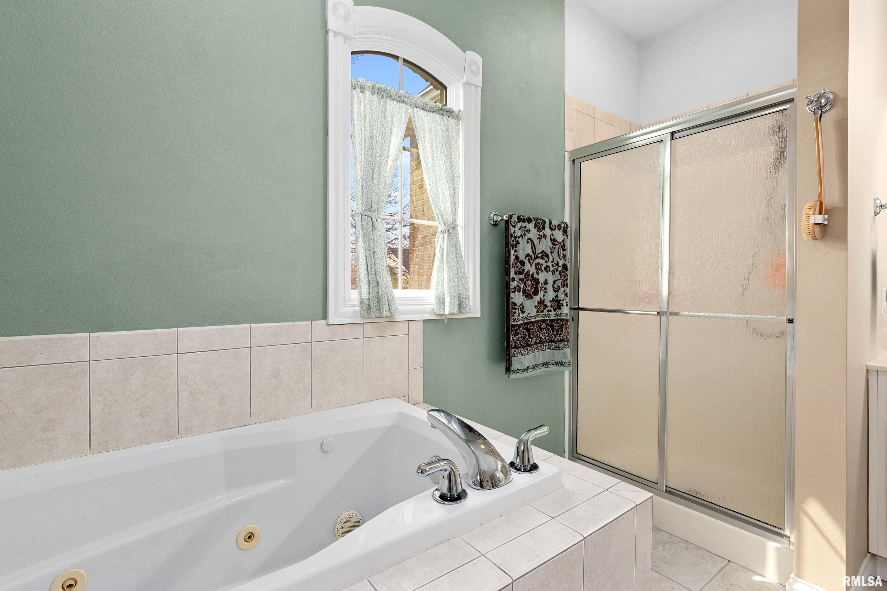 1808 Deerfield Drive, Morton, Illinois image 26