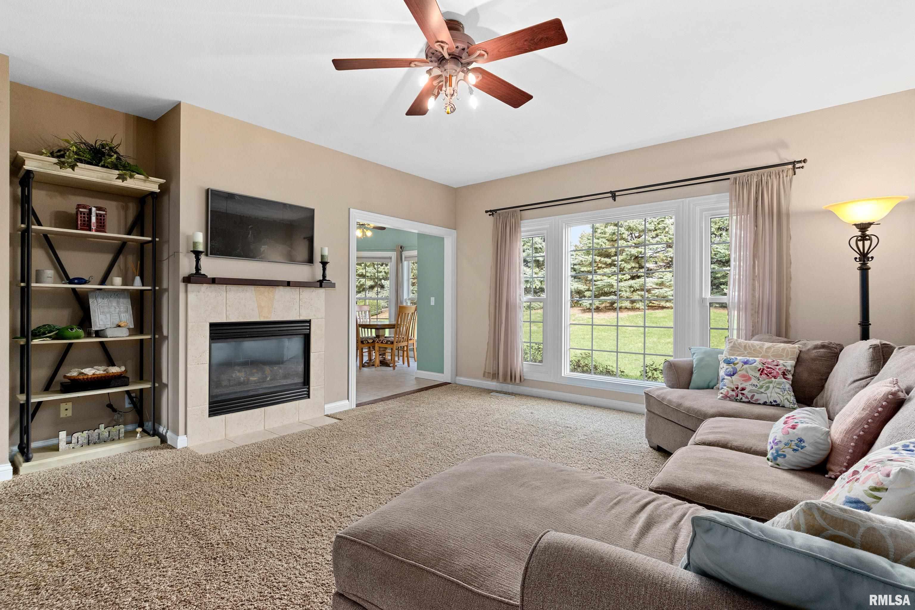 1808 Deerfield Drive, Morton, Illinois image 9