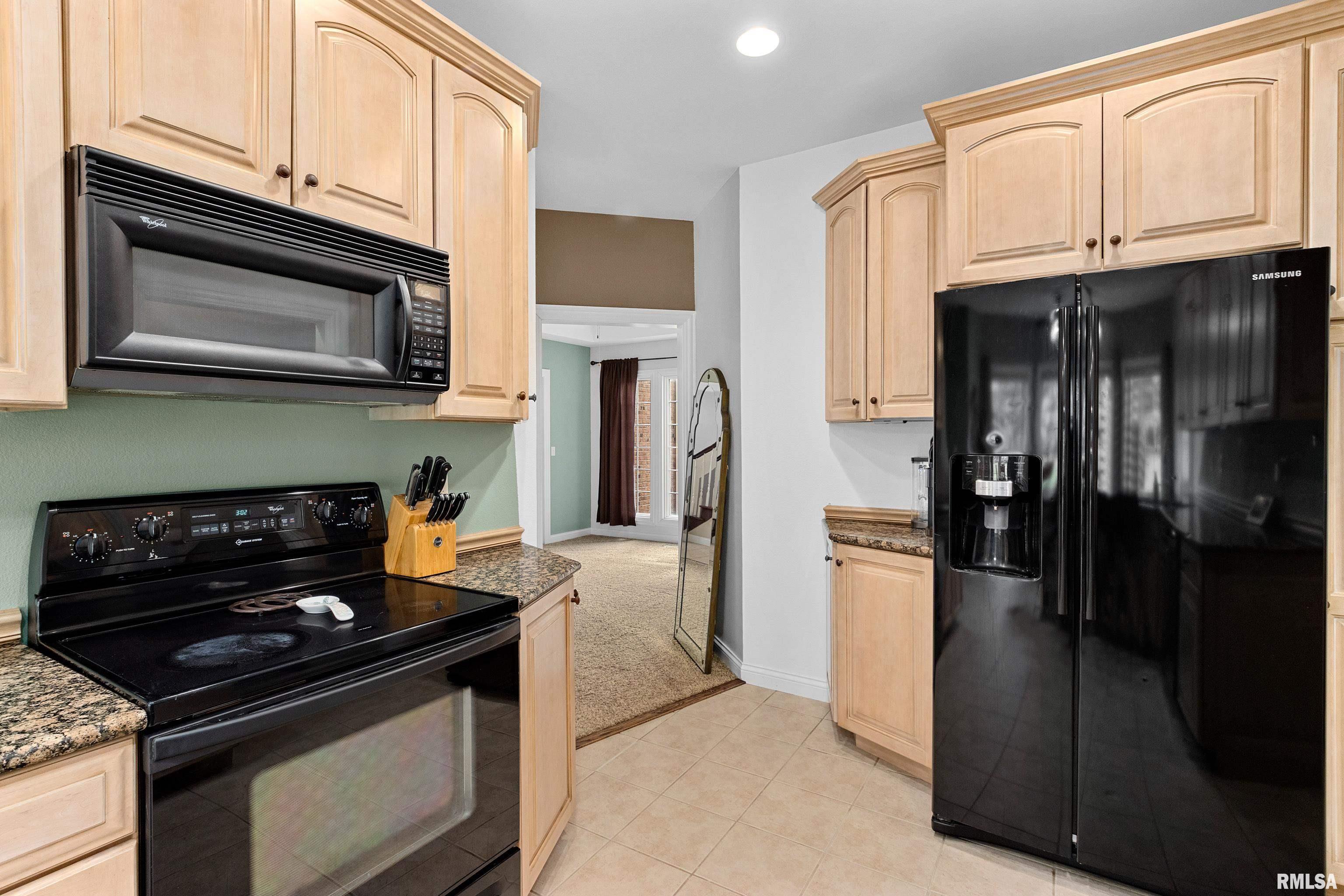 1808 Deerfield Drive, Morton, Illinois image 14