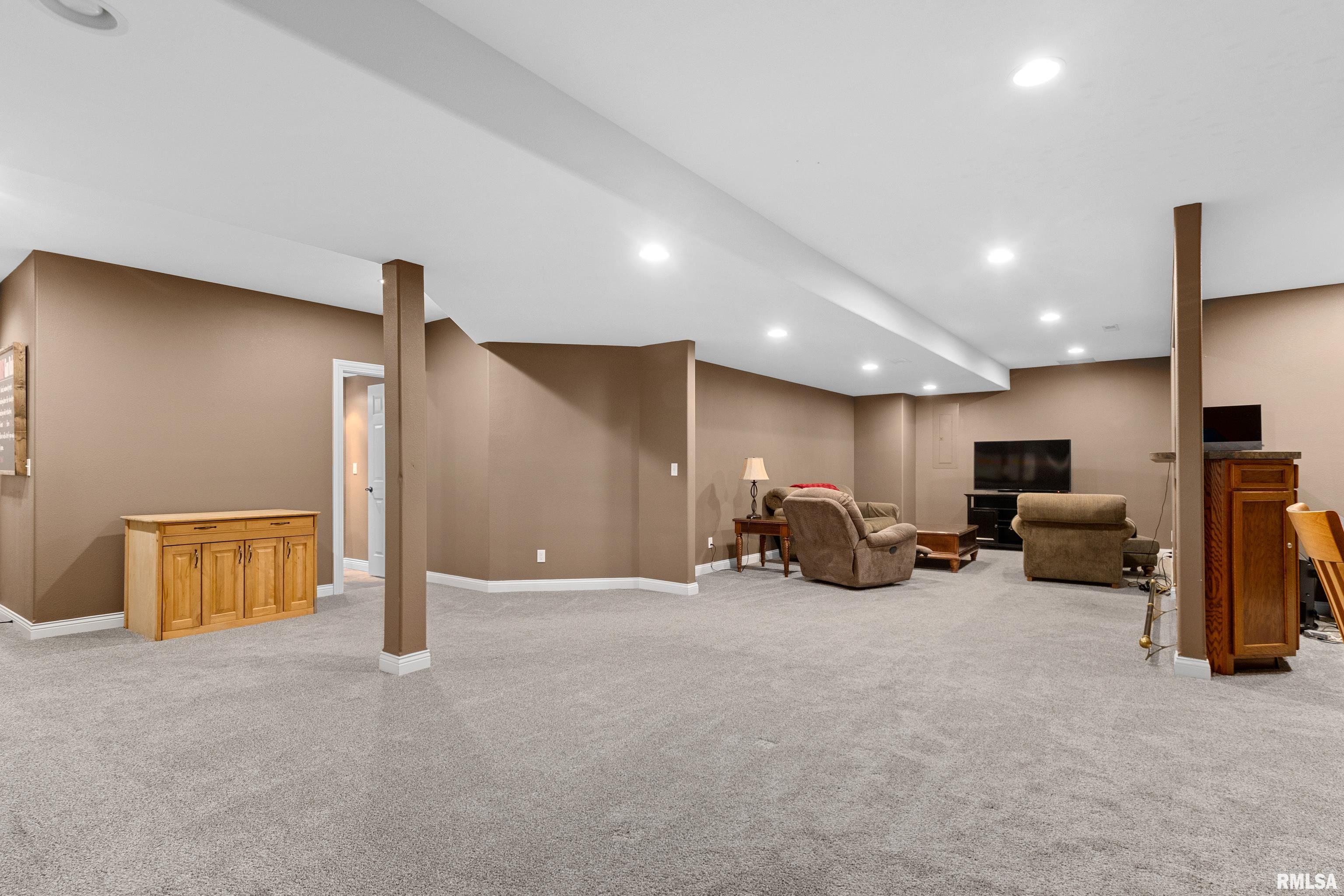 1808 Deerfield Drive, Morton, Illinois image 37