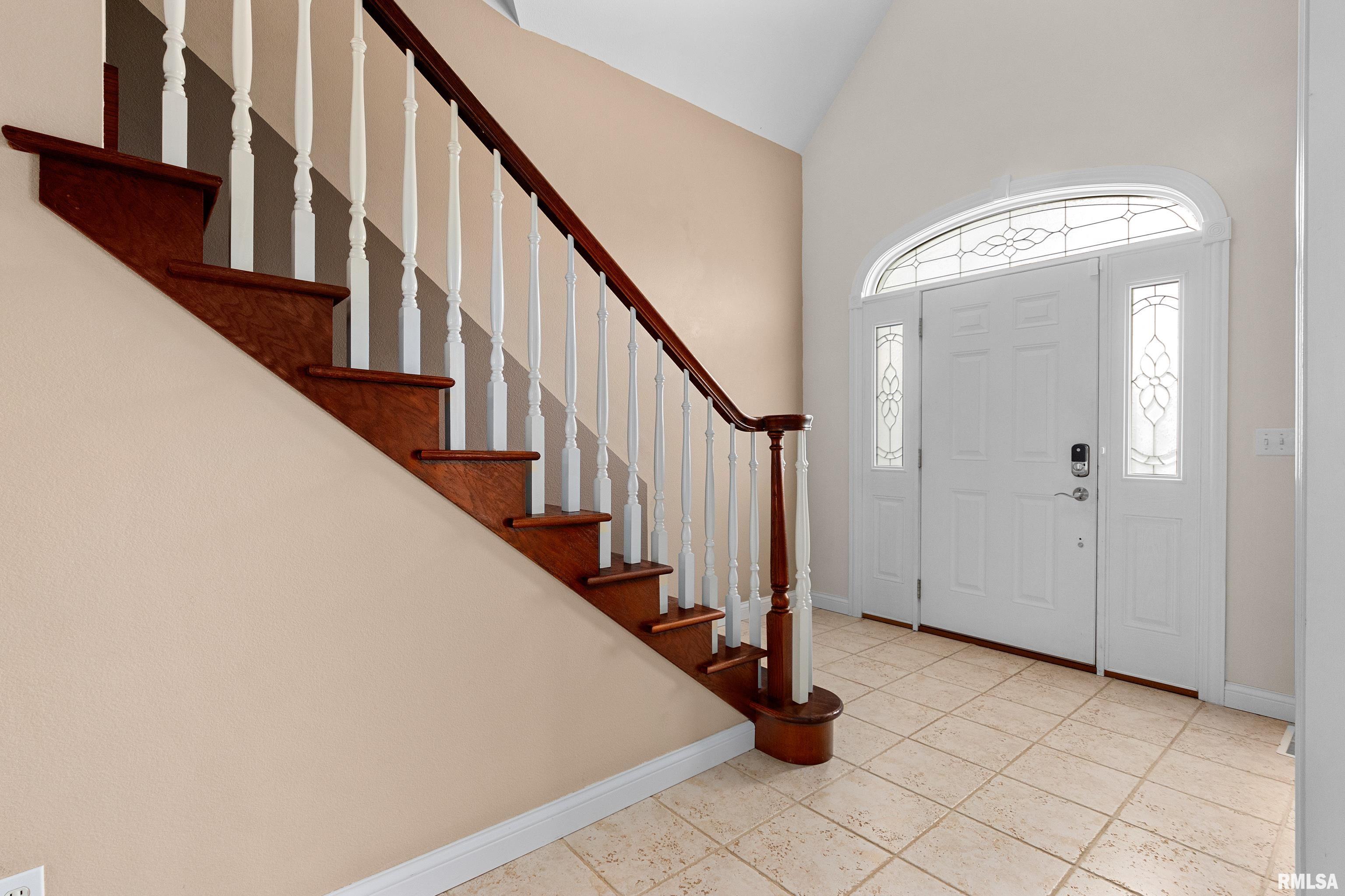 1808 Deerfield Drive, Morton, Illinois image 5