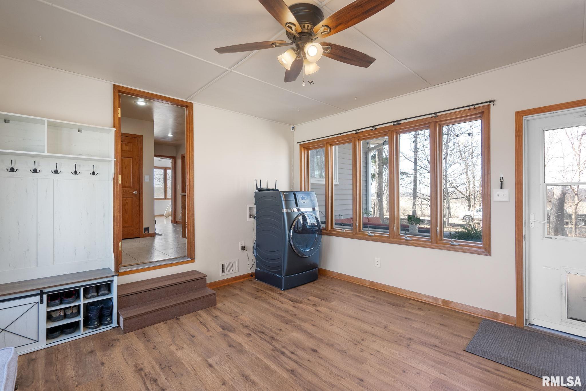 1308 6th Street, De Witt, Iowa image 9