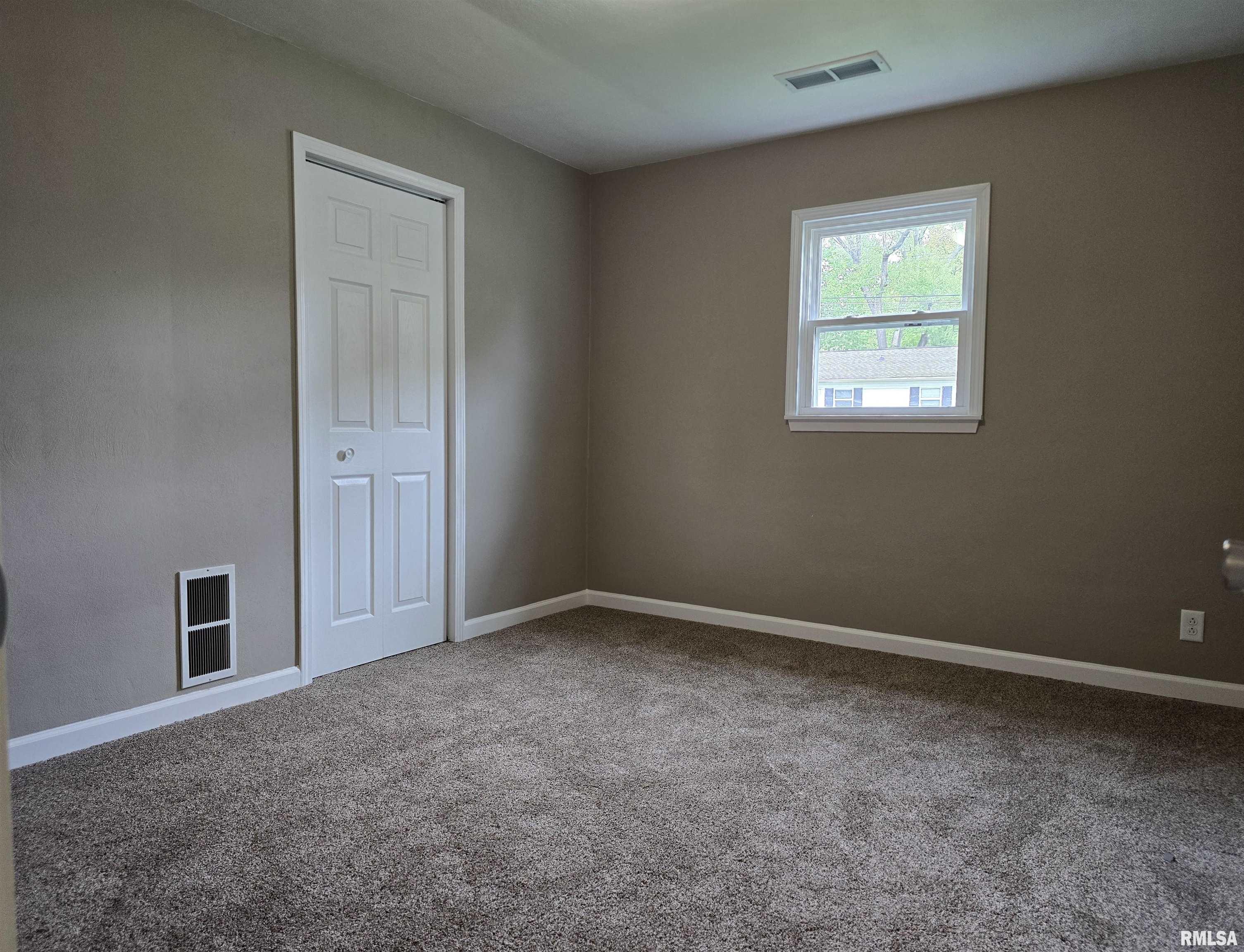 1101 N 15th Street, Pekin, Illinois image 16
