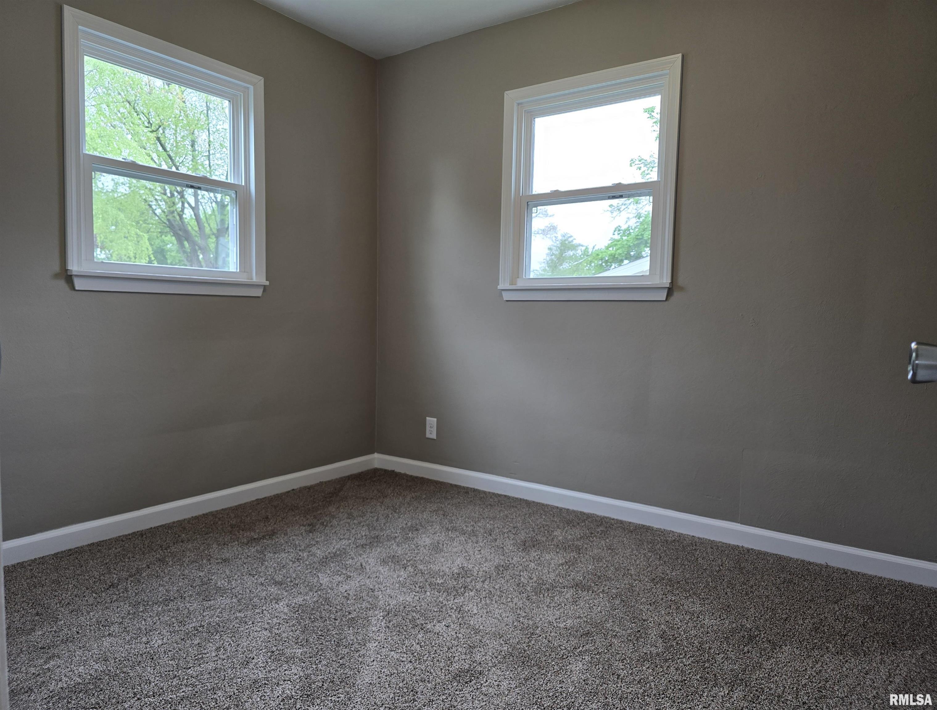 1101 N 15th Street, Pekin, Illinois image 21