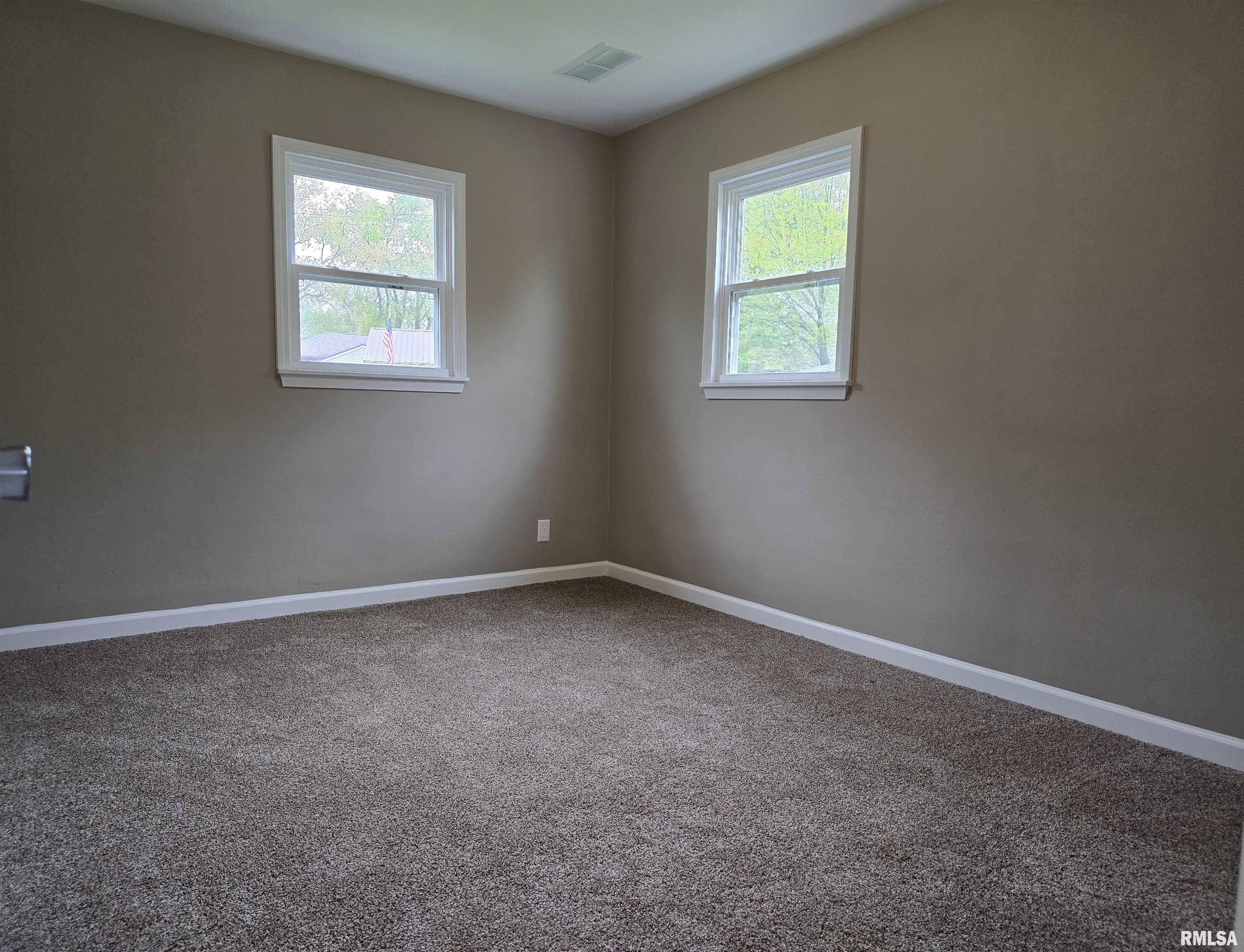 1101 N 15th Street, Pekin, Illinois image 20